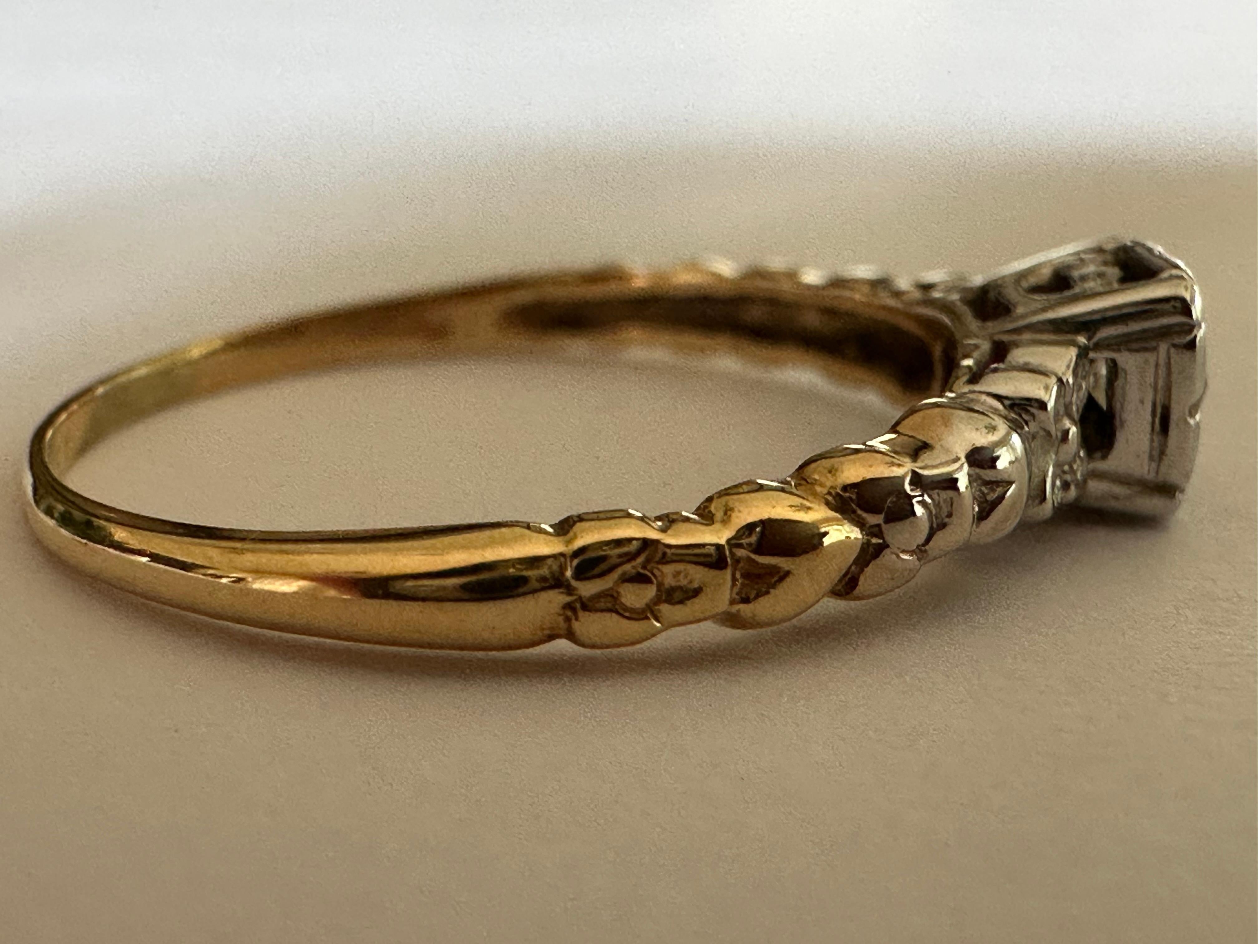 Women's Art Deco Two-Tone Diamond Solitaire Ring  For Sale