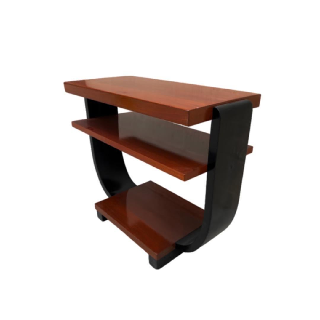 Zweifarbige geometrische Art-Déco-Beistelltische von Gilbert Rohde für Brown Saltman, Paar (amerikanisch) im Angebot