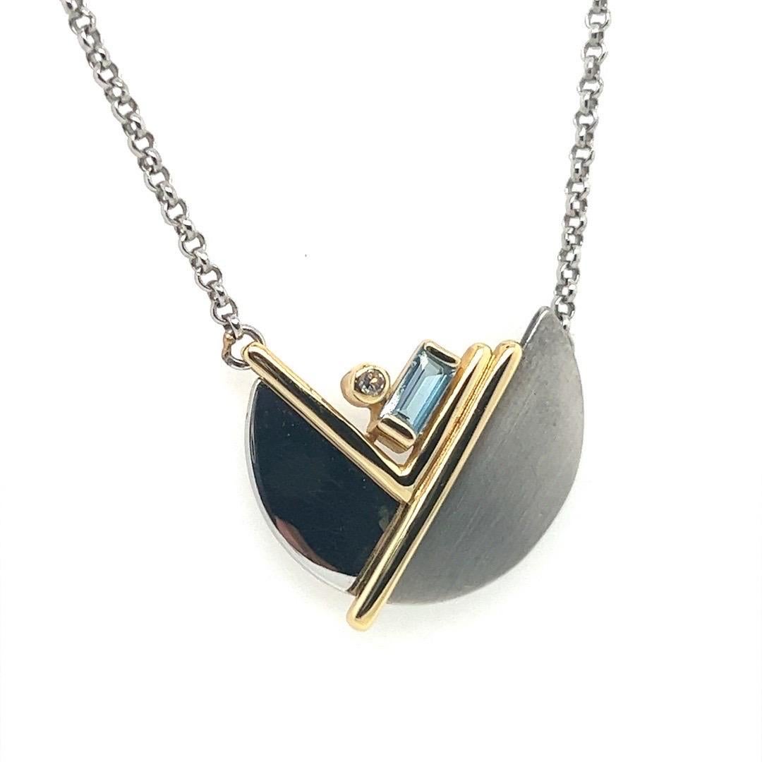 Art Deco Two Tone Gold Natural Diamond & Blue Topaz Pendant Necklace, circa 1960 For Sale 5