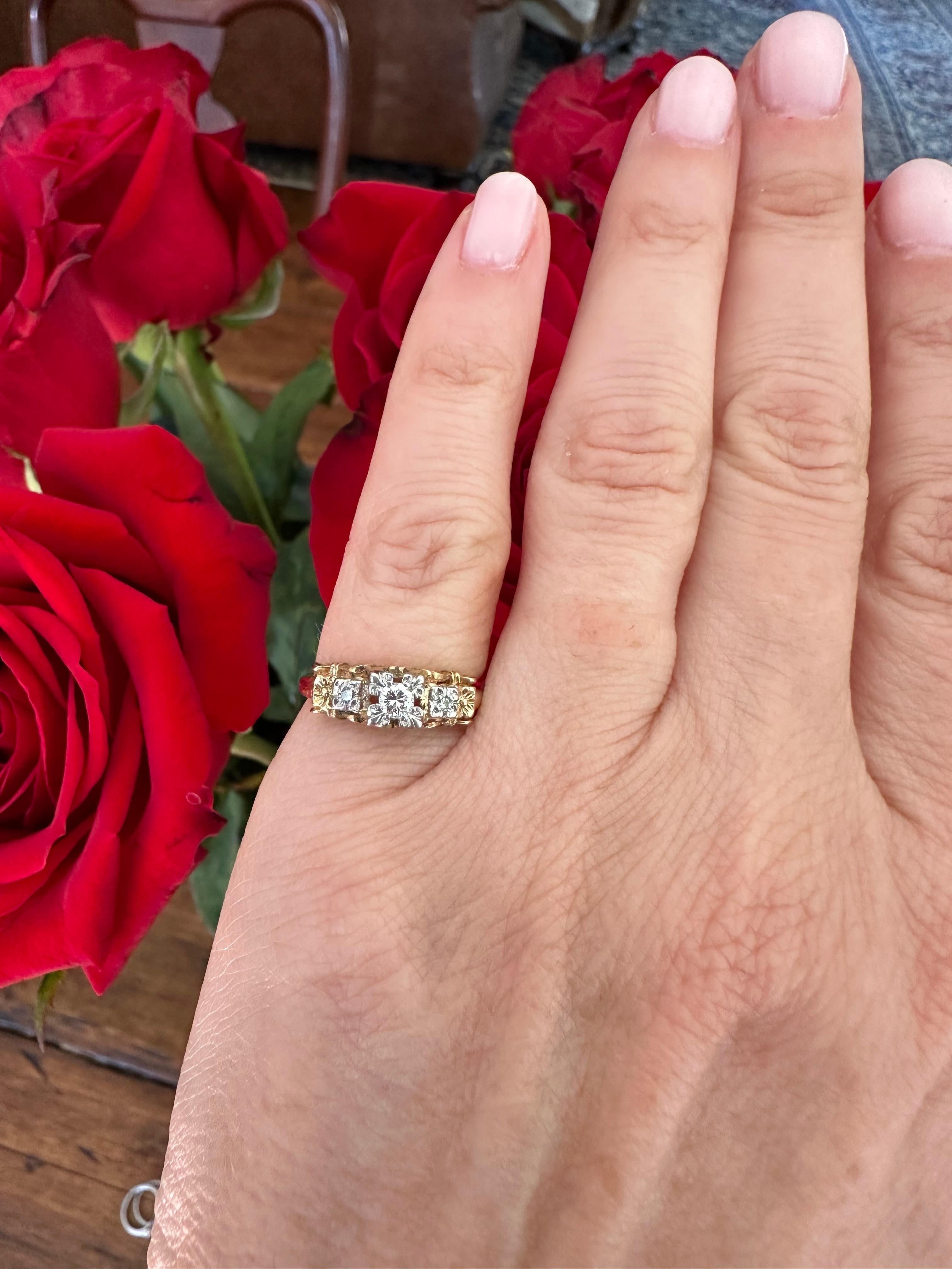 Art Deco Two-Tone Petite Diamond Flower Ring  For Sale 6