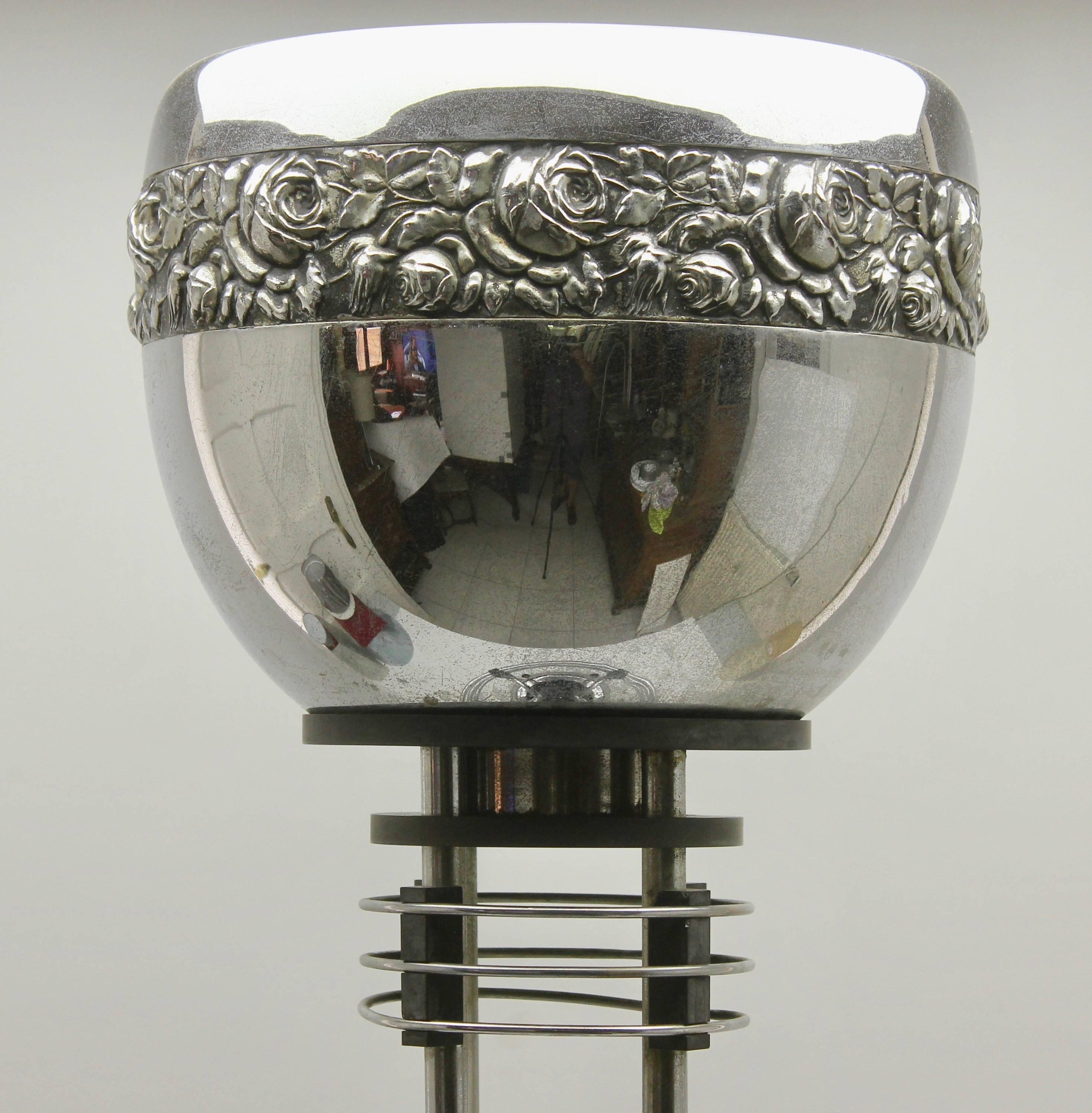 Art Deco Umbrella stand / Jardinière in Chrome and Bakelite by Demeyere, 1931 1