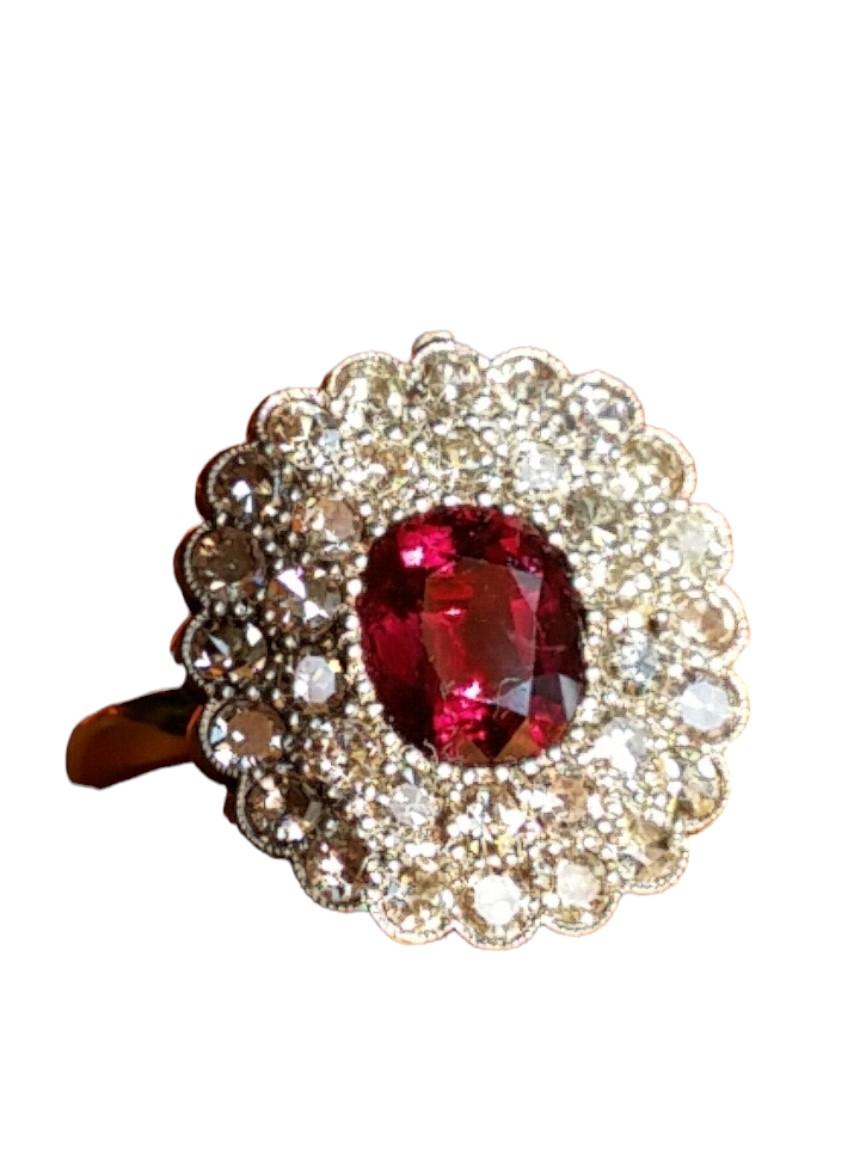 Art-Deco Untreated, Unheated 2.10 carats Ruby and Diamond Cluster Ring For Sale 1