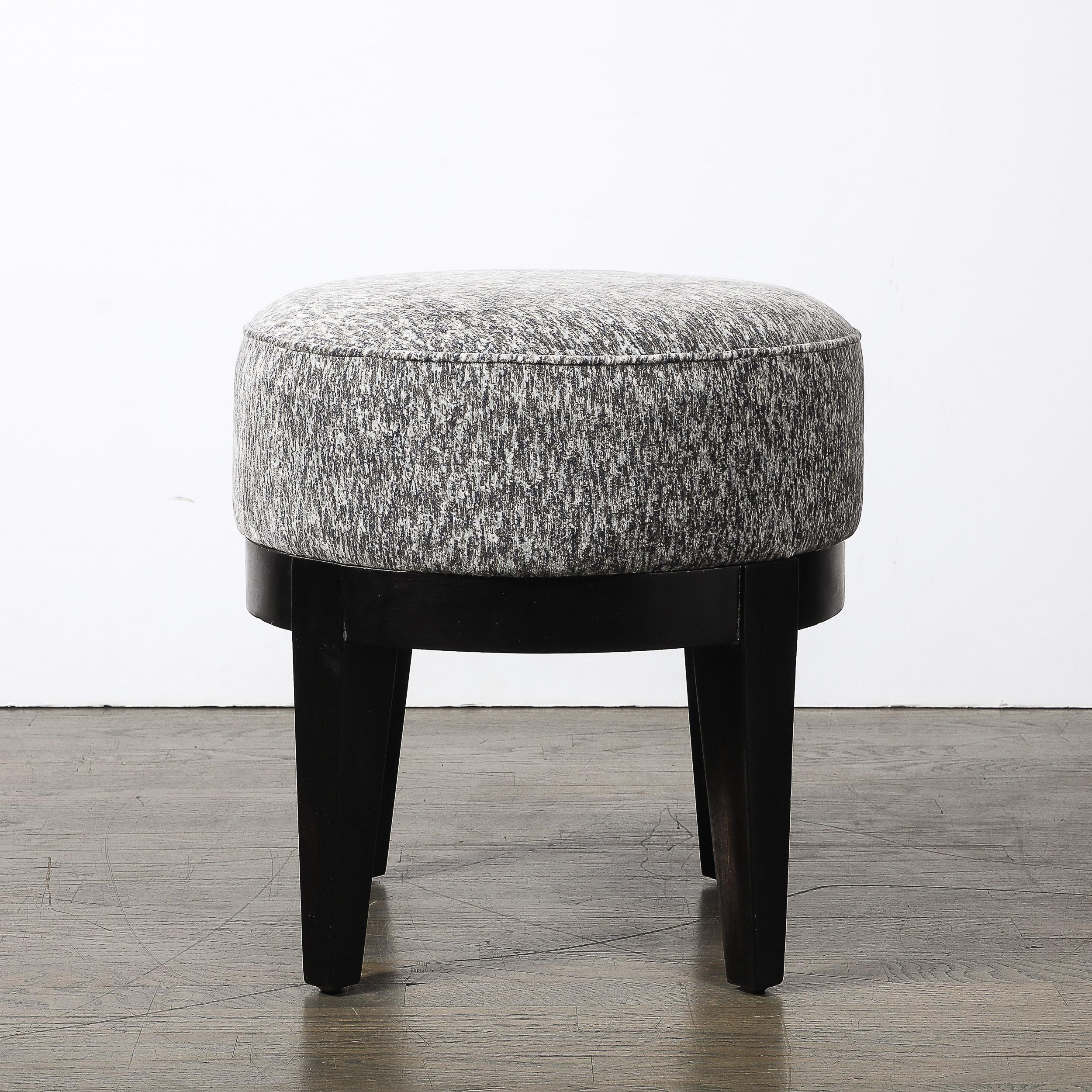 Art Deco gepolsterter Hocker in Nussbaum ebonisiert (Stoff) im Angebot