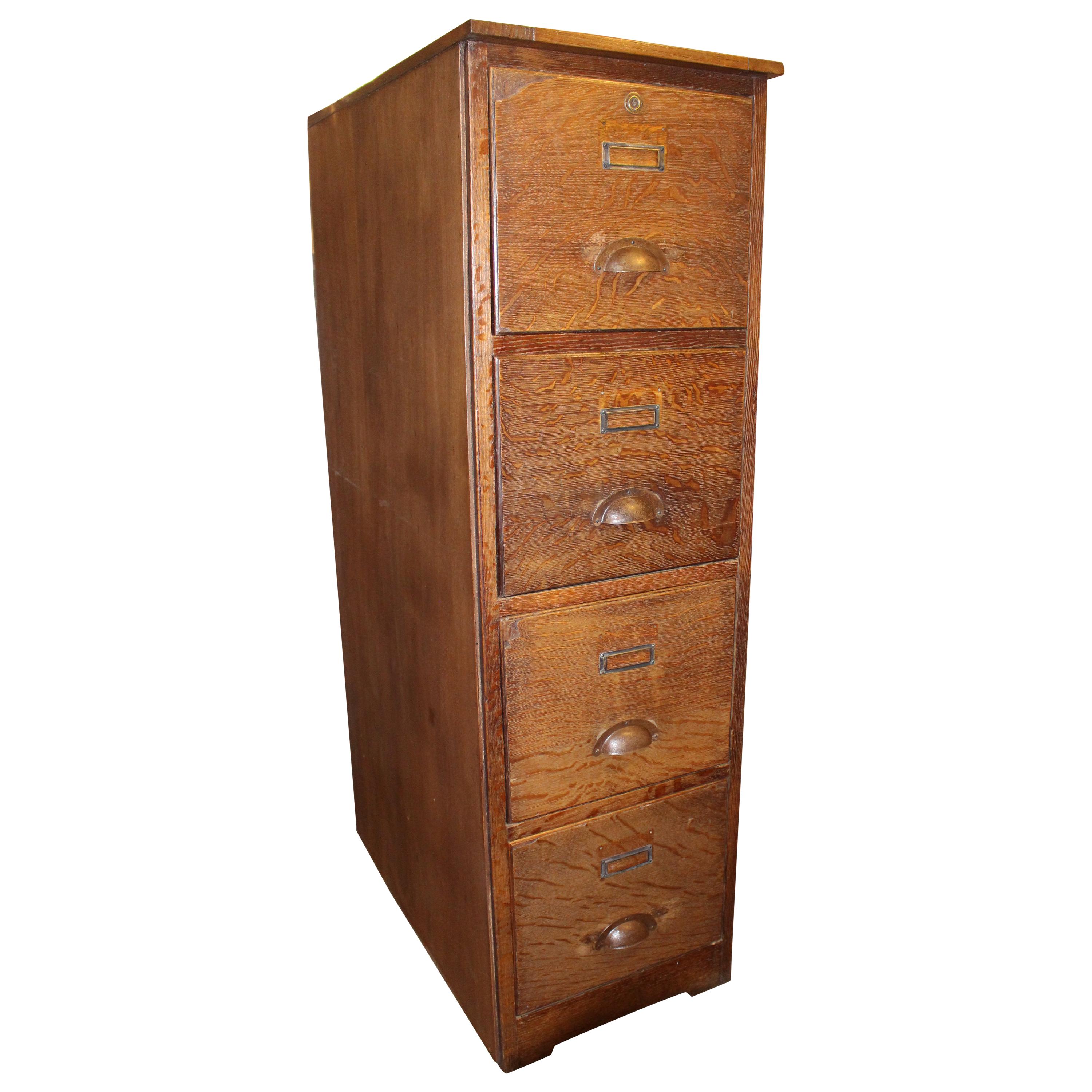 Art Deco Utilitarian 1940 French Quarter Sawn Oak 4 Chest Drawers Filing Cabinet For Sale