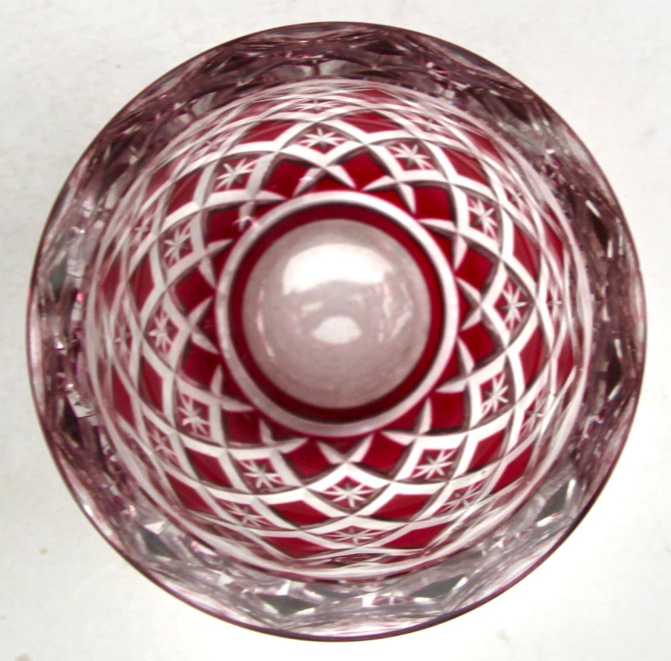 Belge Vase Art Déco Val Saint Lambert en cristal taillé à clair en vente