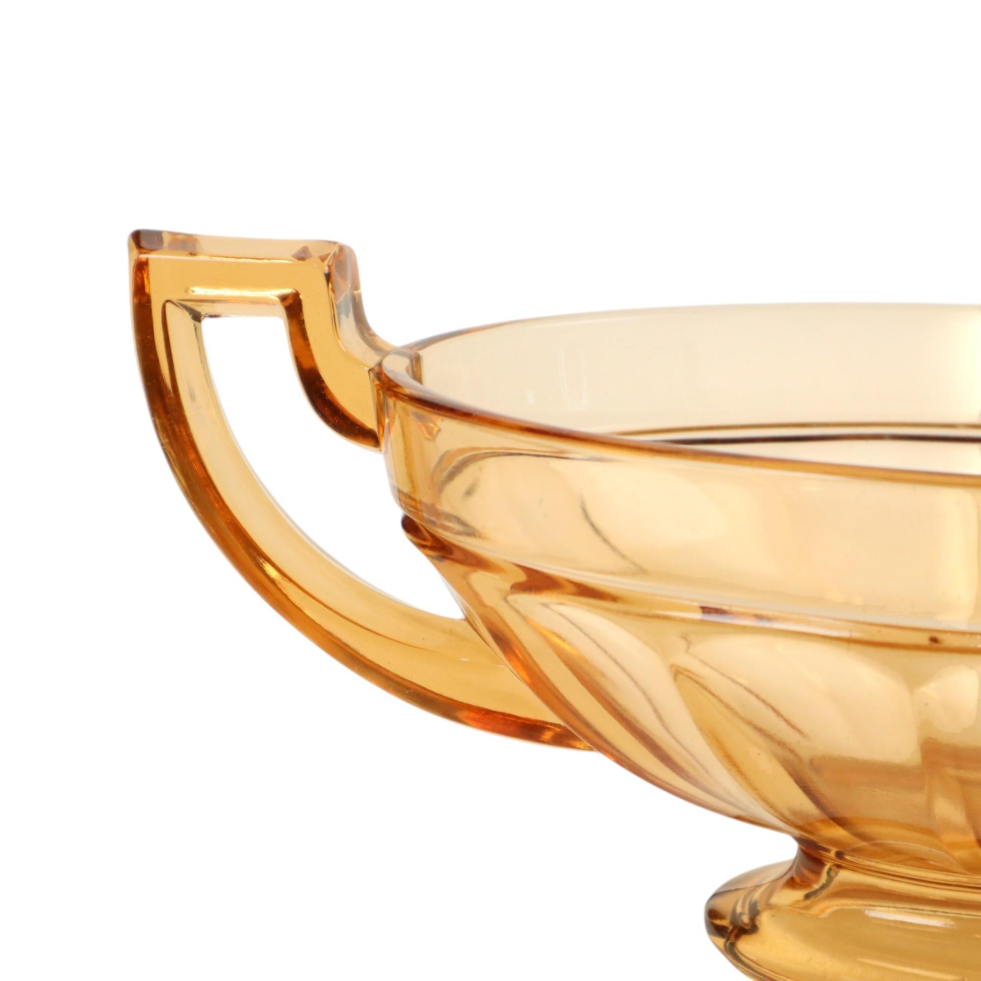 Milieu du XXe siècle Art Déco Val Saint Lambert Coupe à fruits Noémie Oval Luxval 1935 en vente