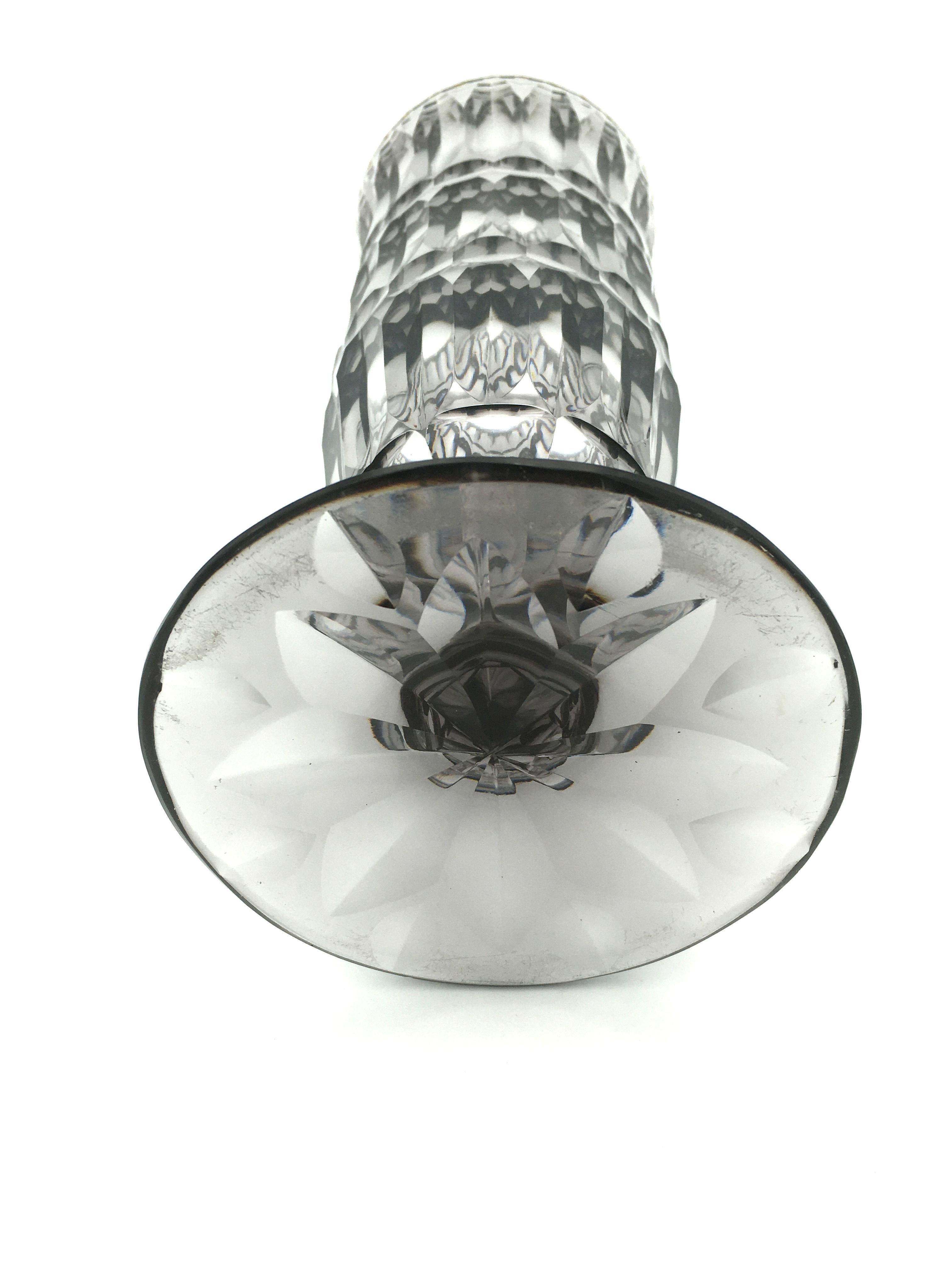 Art Deco Val Saint Lambert Grey Cut Crystal In Excellent Condition For Sale In Beuzevillette, FR