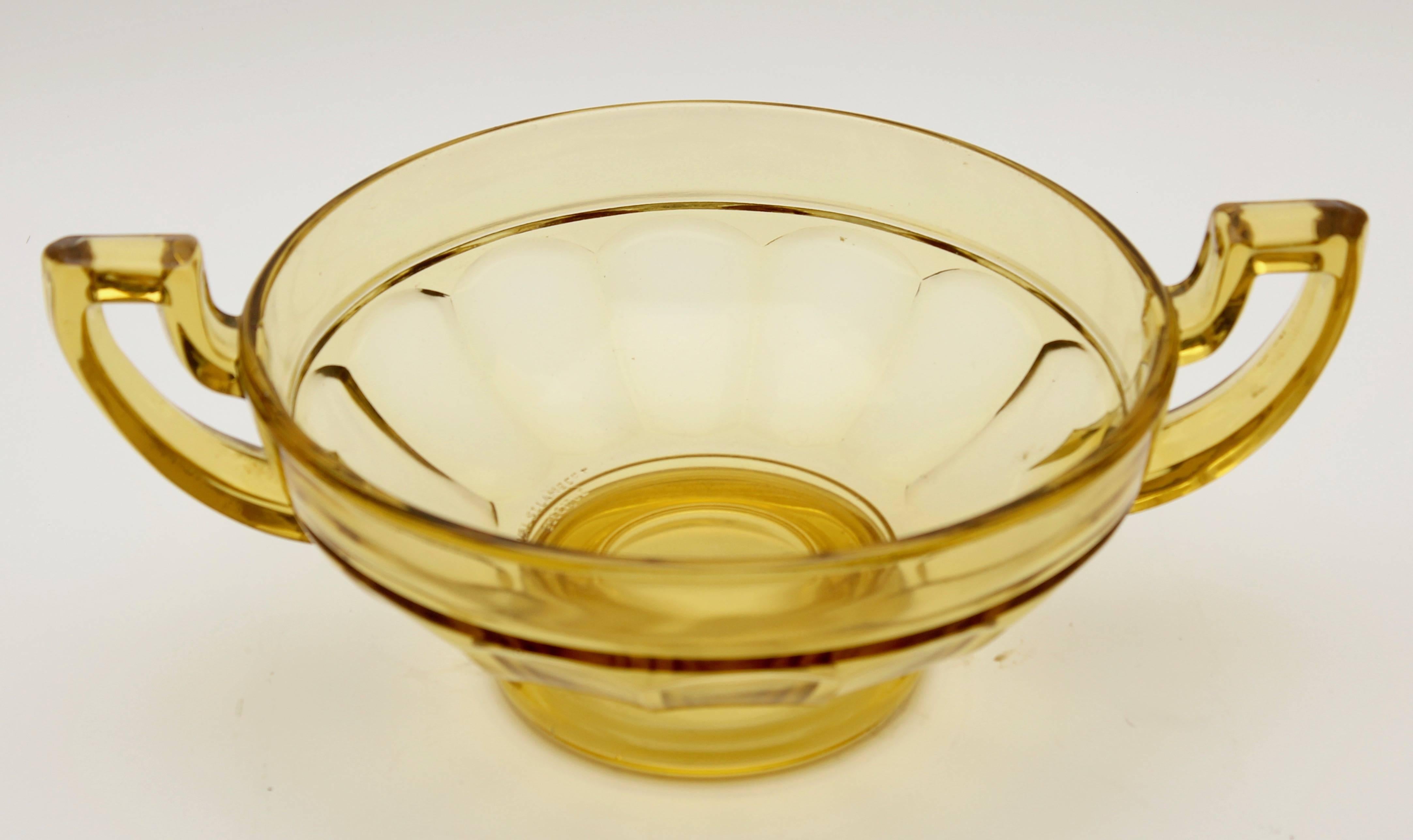 Art Déco Val Saint Lambert, Luxval, Coupe Noemie, 1935 Moldeado en venta