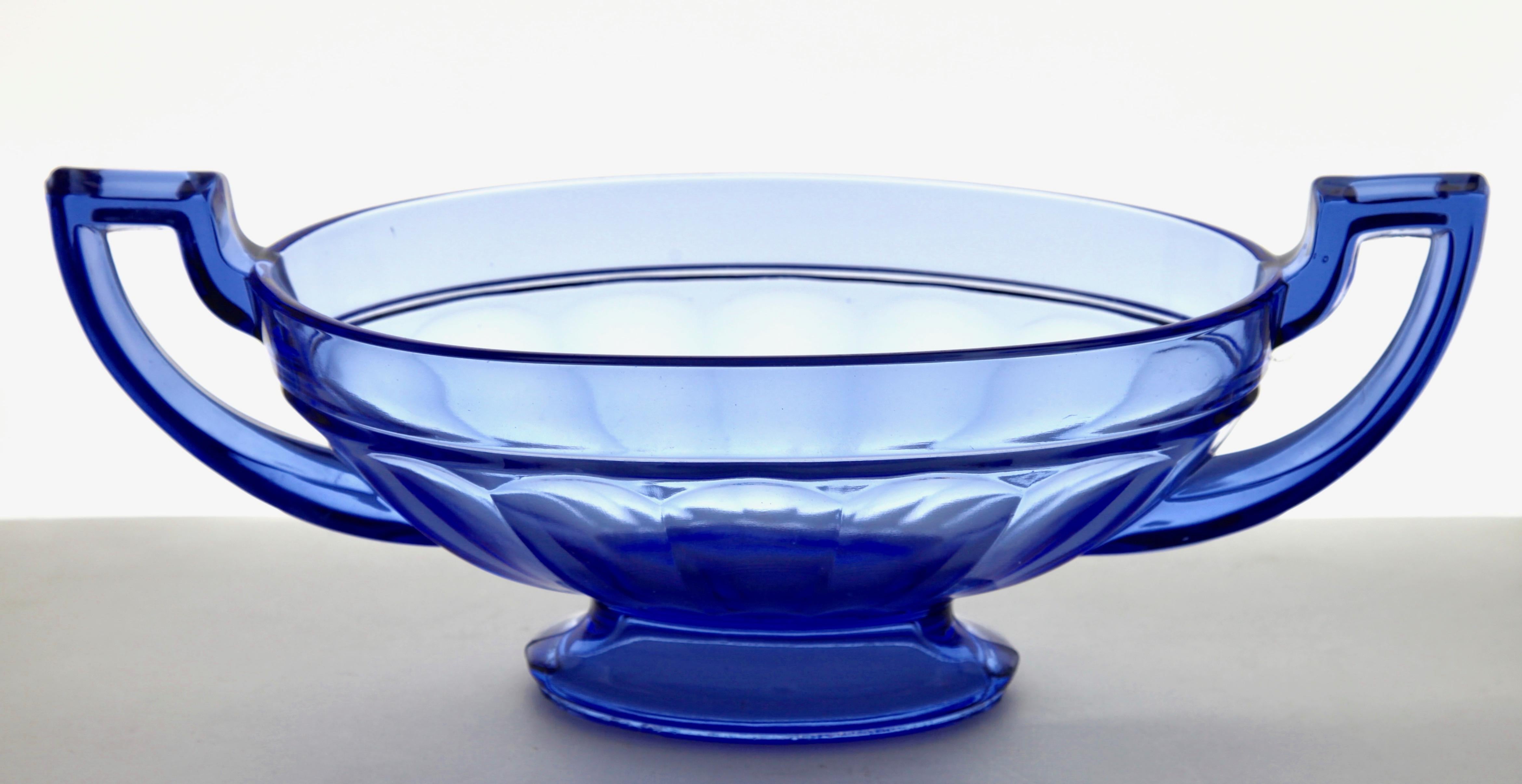 Glass Art Deco Val Saint Lambert, Signed Luxval, Blue Coupe Noemie Ovale, 1935