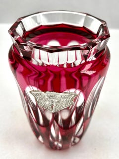 Signierte kleine Kristallvase im Art déco-Stil von Val Saint Lambert, geschliffen und klar, 1950er Jahre