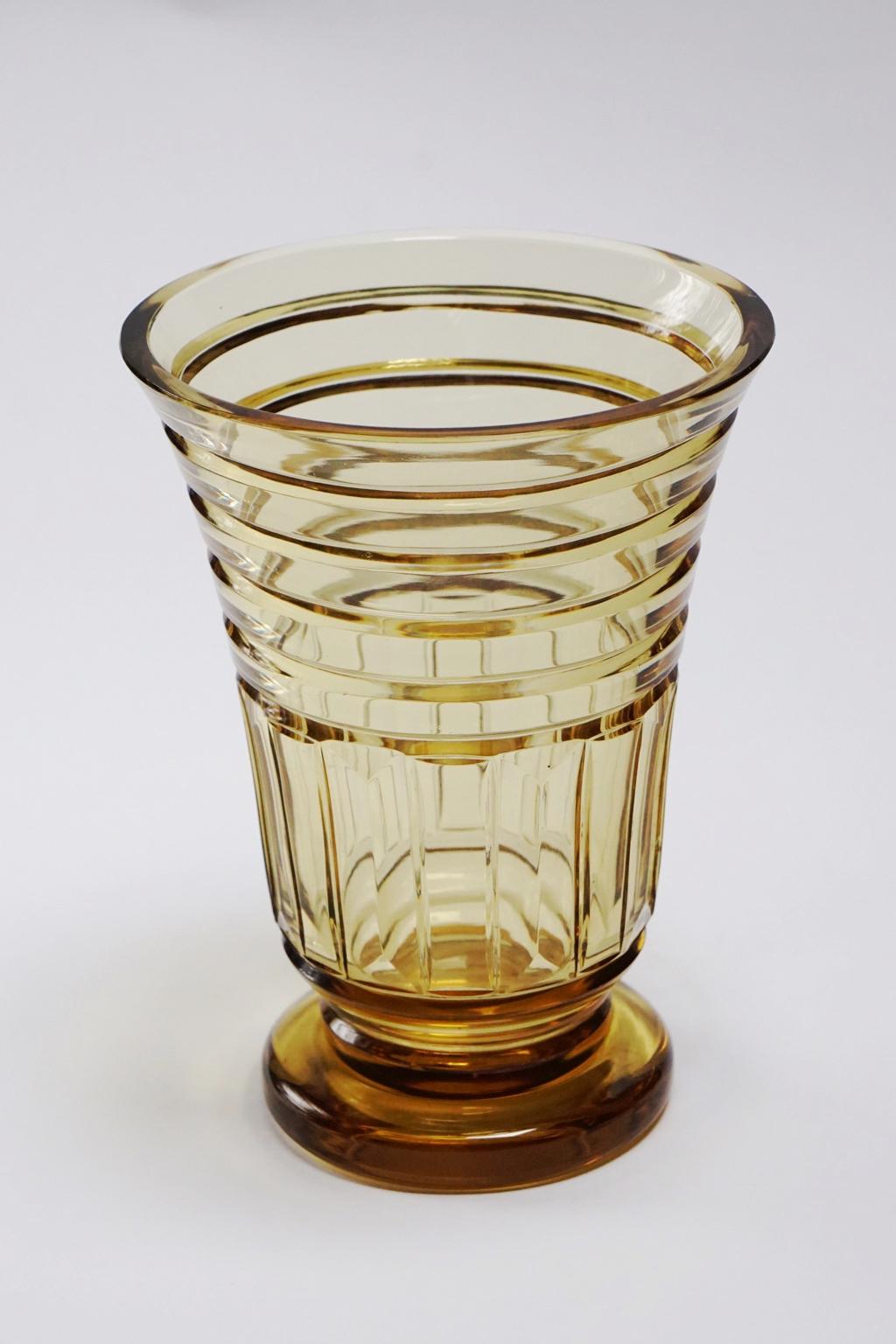 Art Deco Val Saint Lambert Topaze Crystal Vase For Sale 1