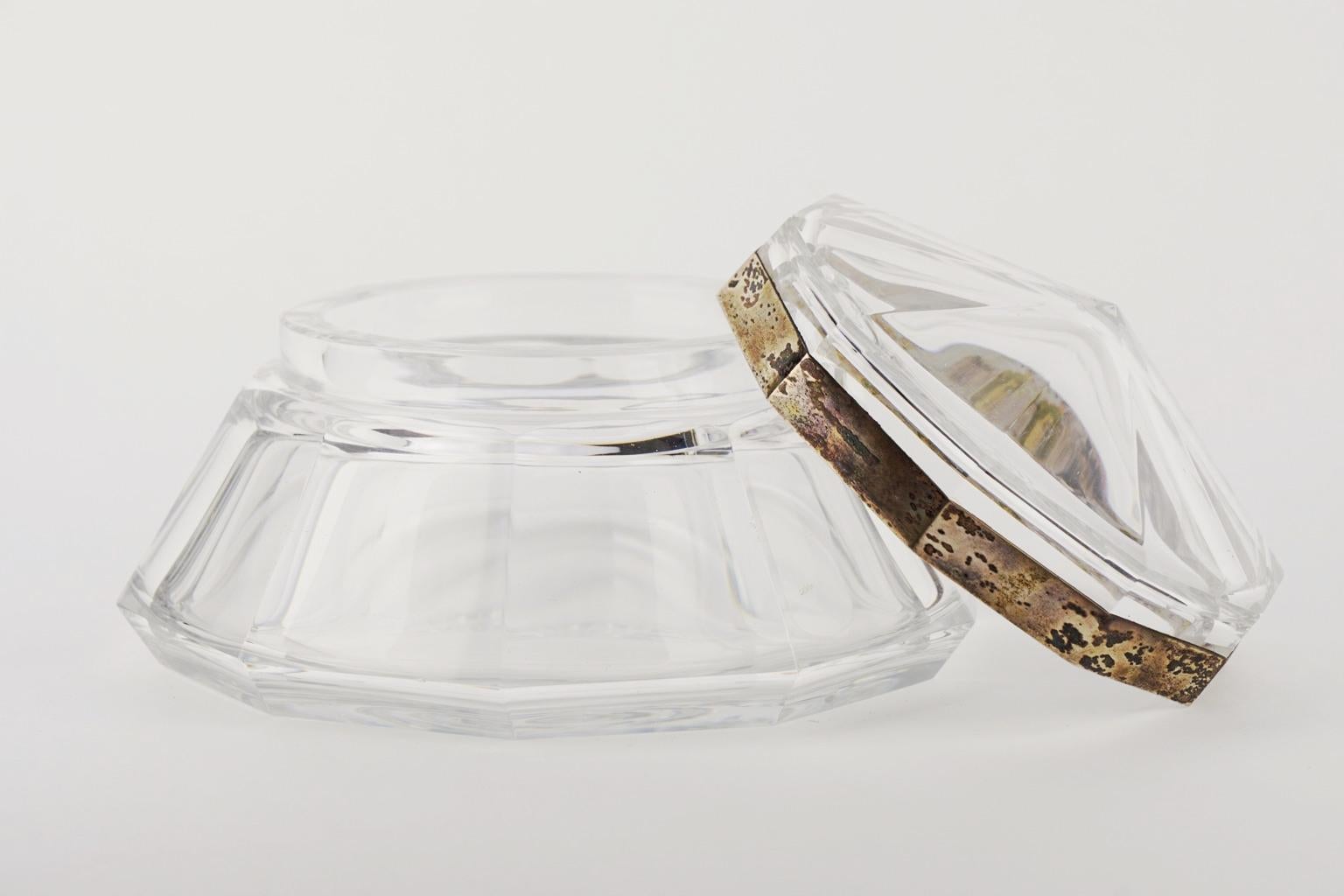 Belgian Art Deco Val Saint Lambert White Glass Hermione Sweet Box Bonbonniere For Sale