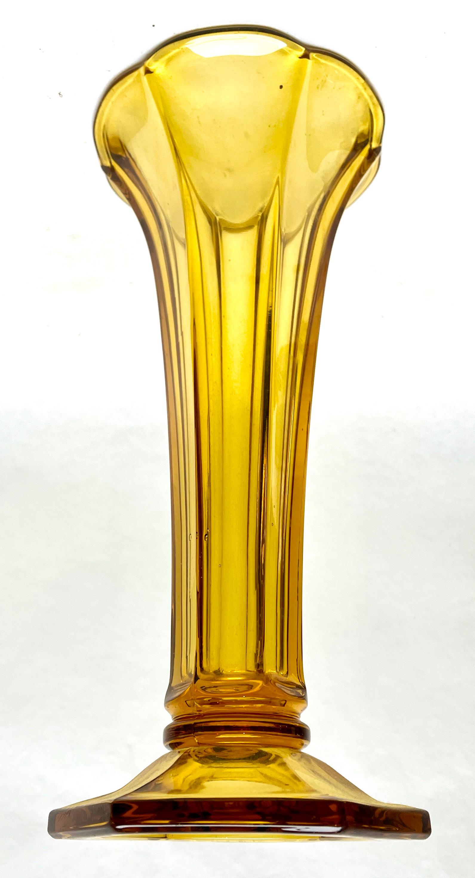 Ein Paar luxuriöse Art déco-Vasen von Val Saint Lambert, Modell Americain Charles Graffart, Art déco (Glas) im Angebot