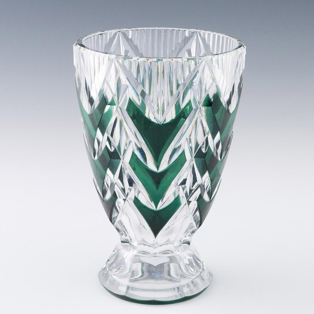Heading :Art Deco Val St Lambert Vase By Joseph Simon
Date : 1930s
Origin : Seraing, Belgium
Bowl Features : Green cased and cut to clear
Marks : Signed on base Vat St Lambert
Type : Lead glass
Size : Height 18cm
Condition : Excellent, some wear on