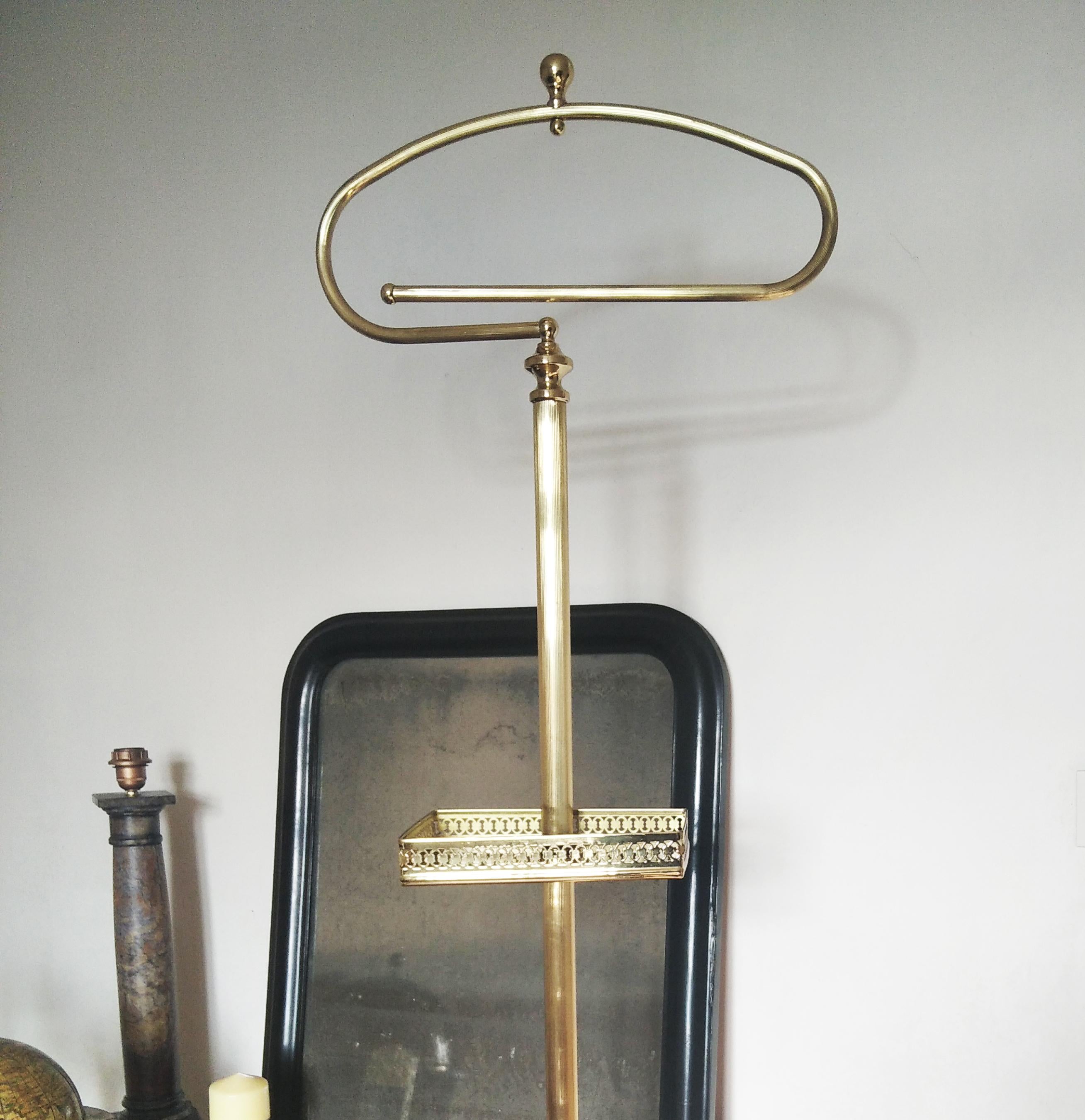 Art Deco Valet  in Gold Bronze or Brass,  Early 20th Century For Sale 11