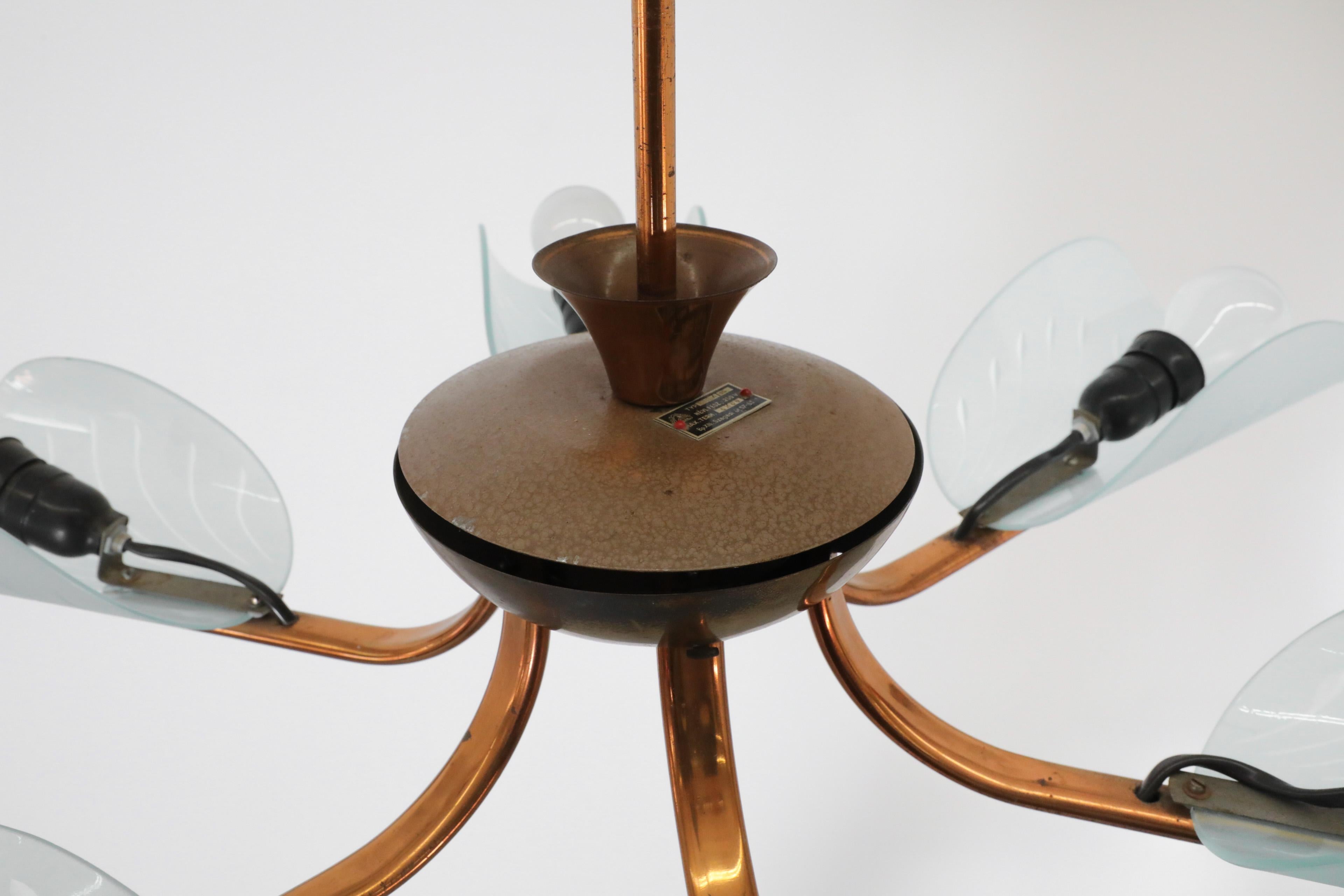 Art-Déco-Kronleuchter im Valinte Oy-Stil aus Kupfer und Messing mit Blütenblattglasschirmen, Art déco im Angebot 6