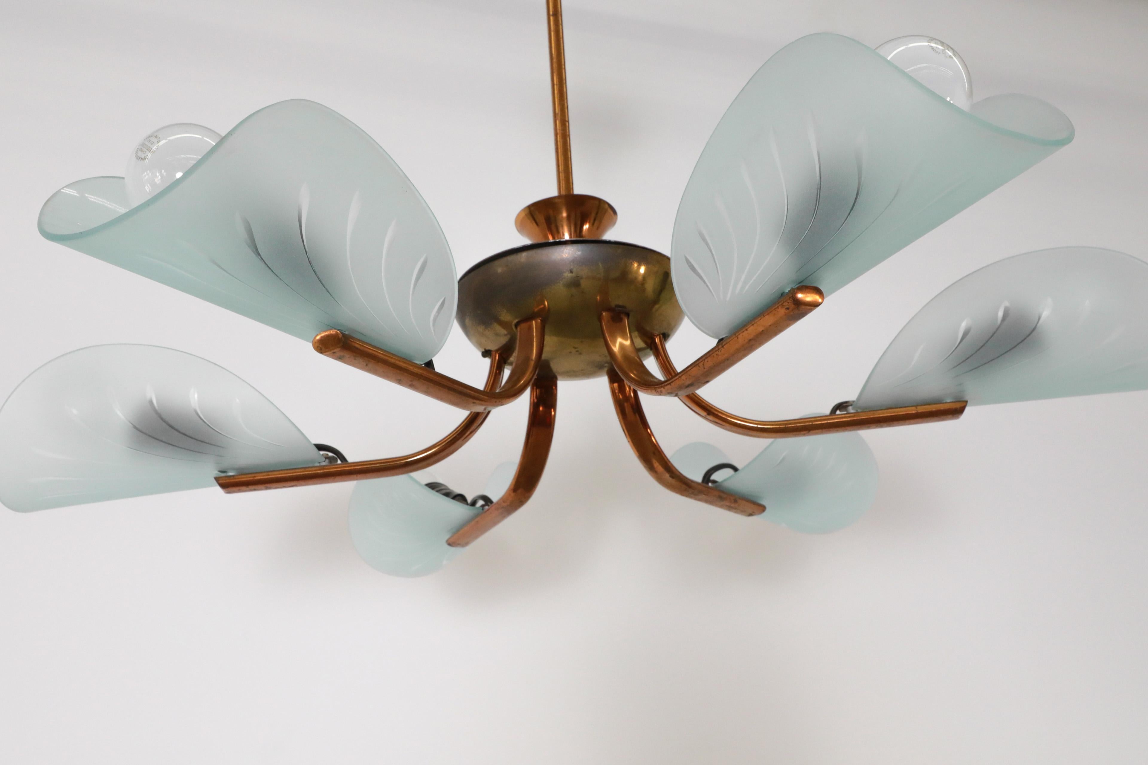 Mid-Century Modern Art Deco Valinte Oy style Copper and Brass Chandelier with Petal Glass Shades For Sale