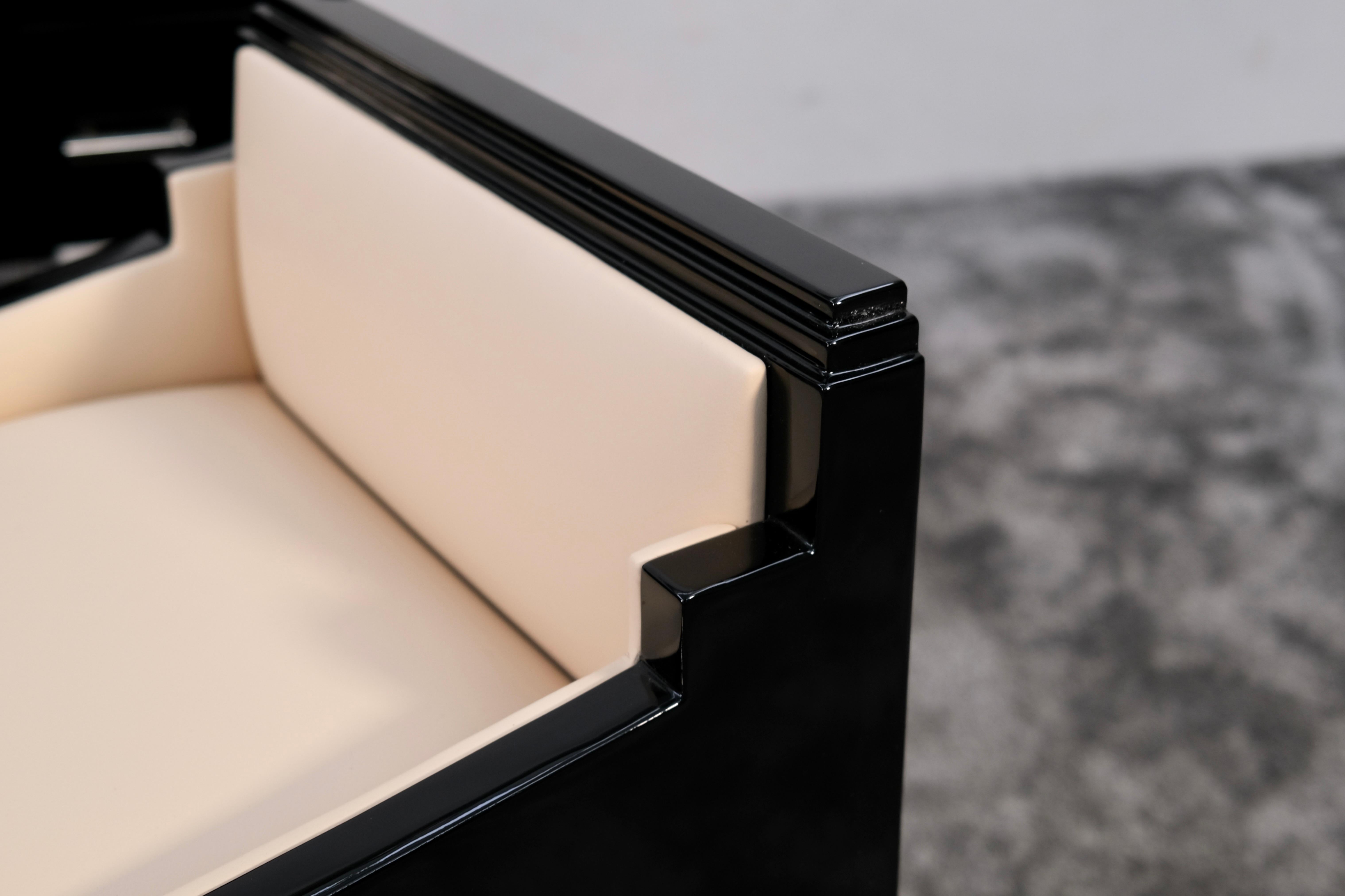 Art Deco Vanity Desk Coiffeuse in Black Lacquer with Stool, France 1940s 1