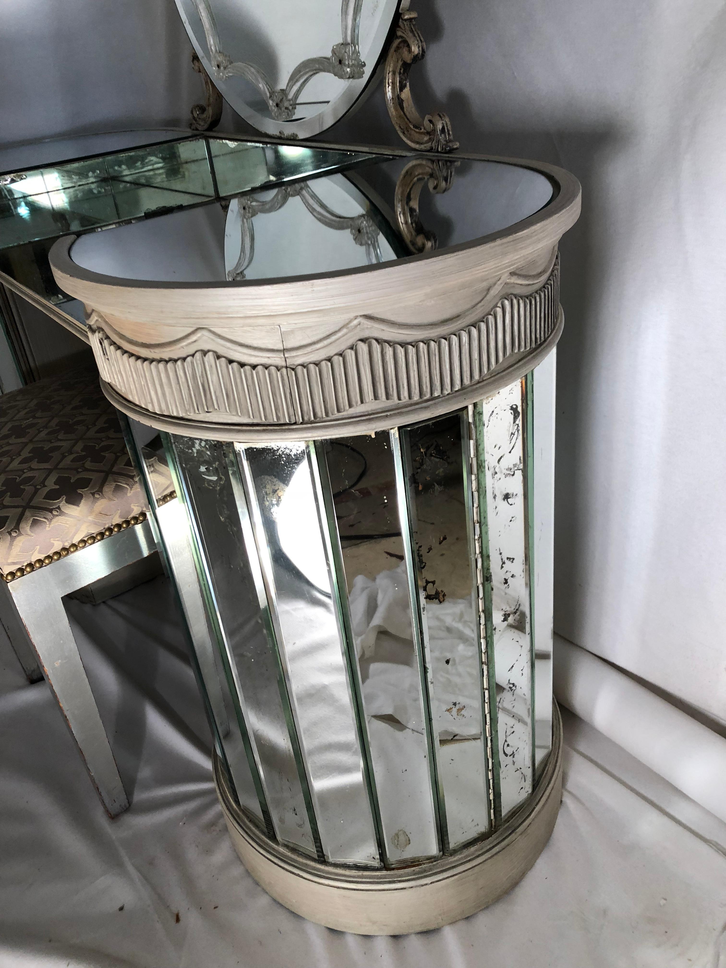 1940s Vanity, Mirrored Glass with Stool, Art Deco Mirror Dressing Table For Sale 2