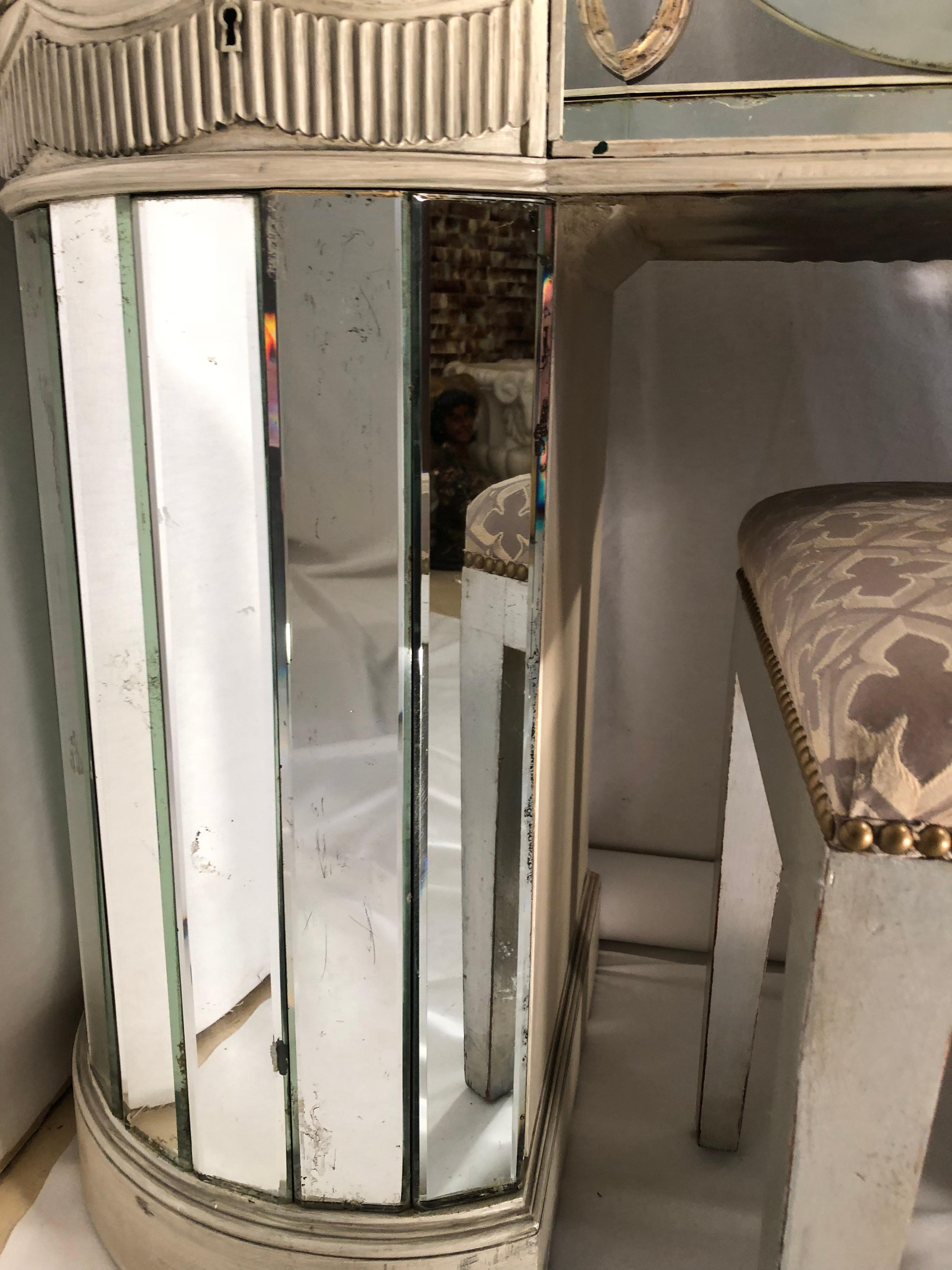 1940s Vanity, Mirrored Glass with Stool, Art Deco Mirror Dressing Table For Sale 3