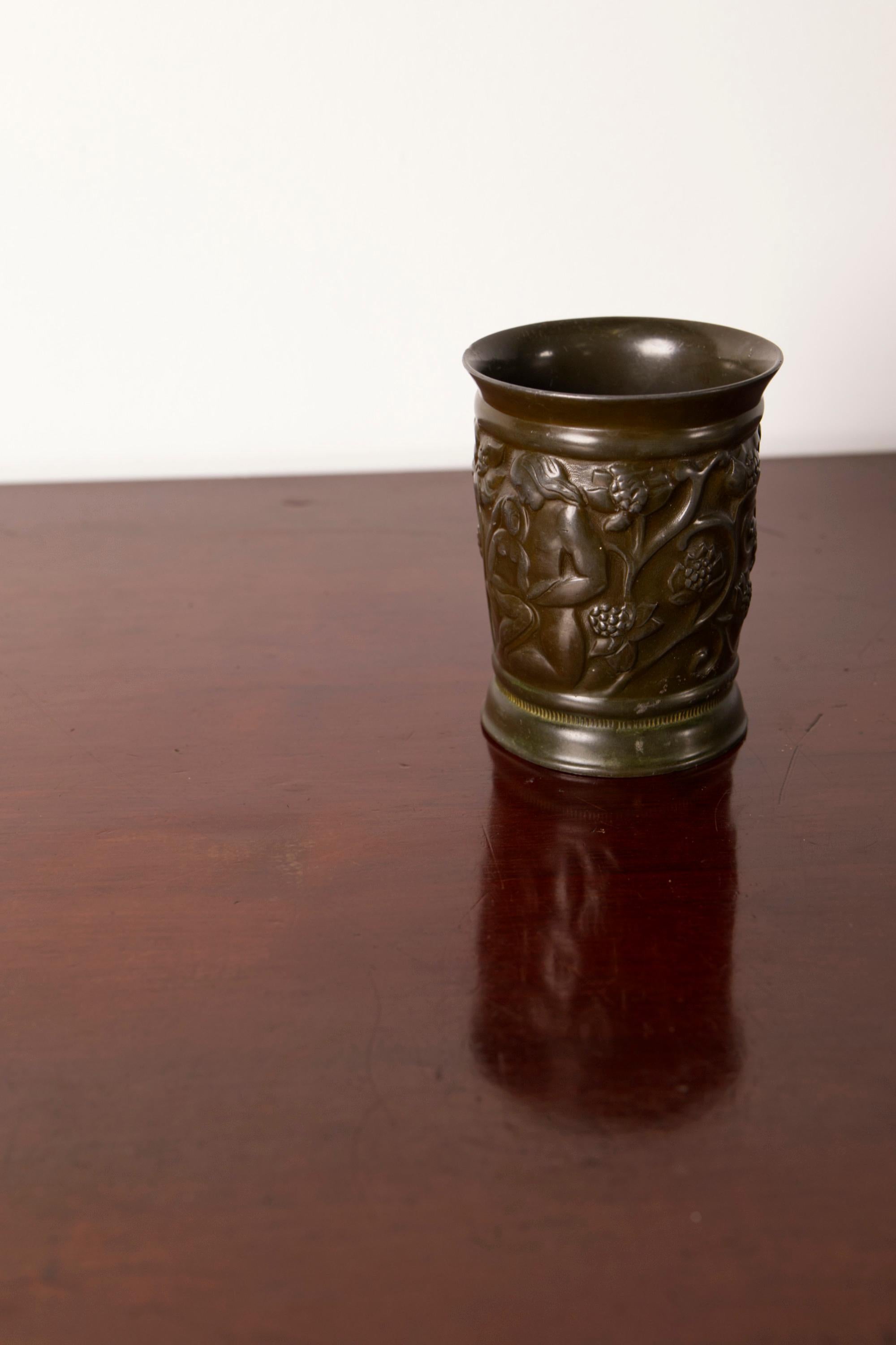 Art Deco Vase '159' in Disco Metal by Just Andersen, Denmark, 1930s For Sale 4