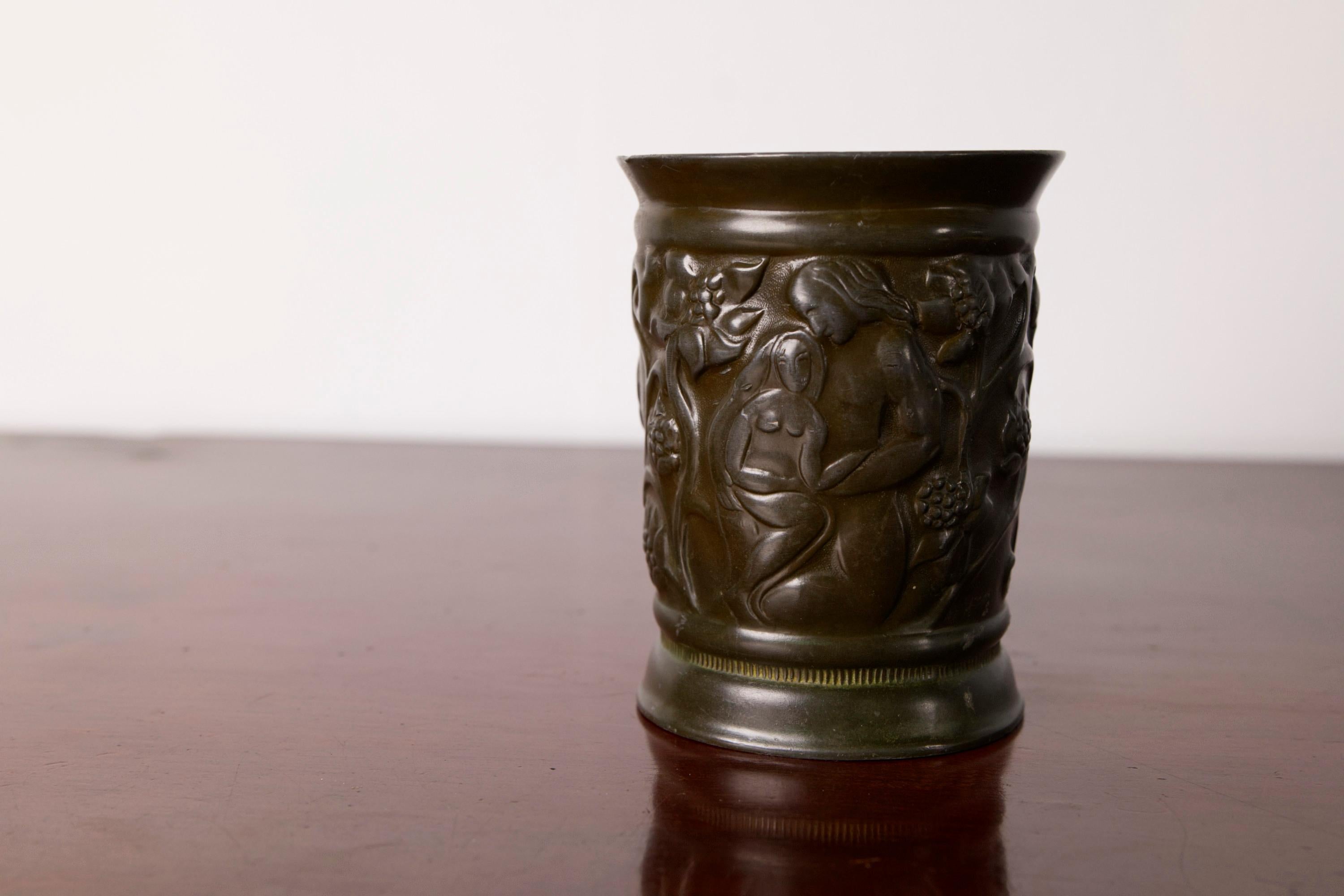 Mid-20th Century Art Deco Vase '159' in Disco Metal by Just Andersen, Denmark, 1930s For Sale