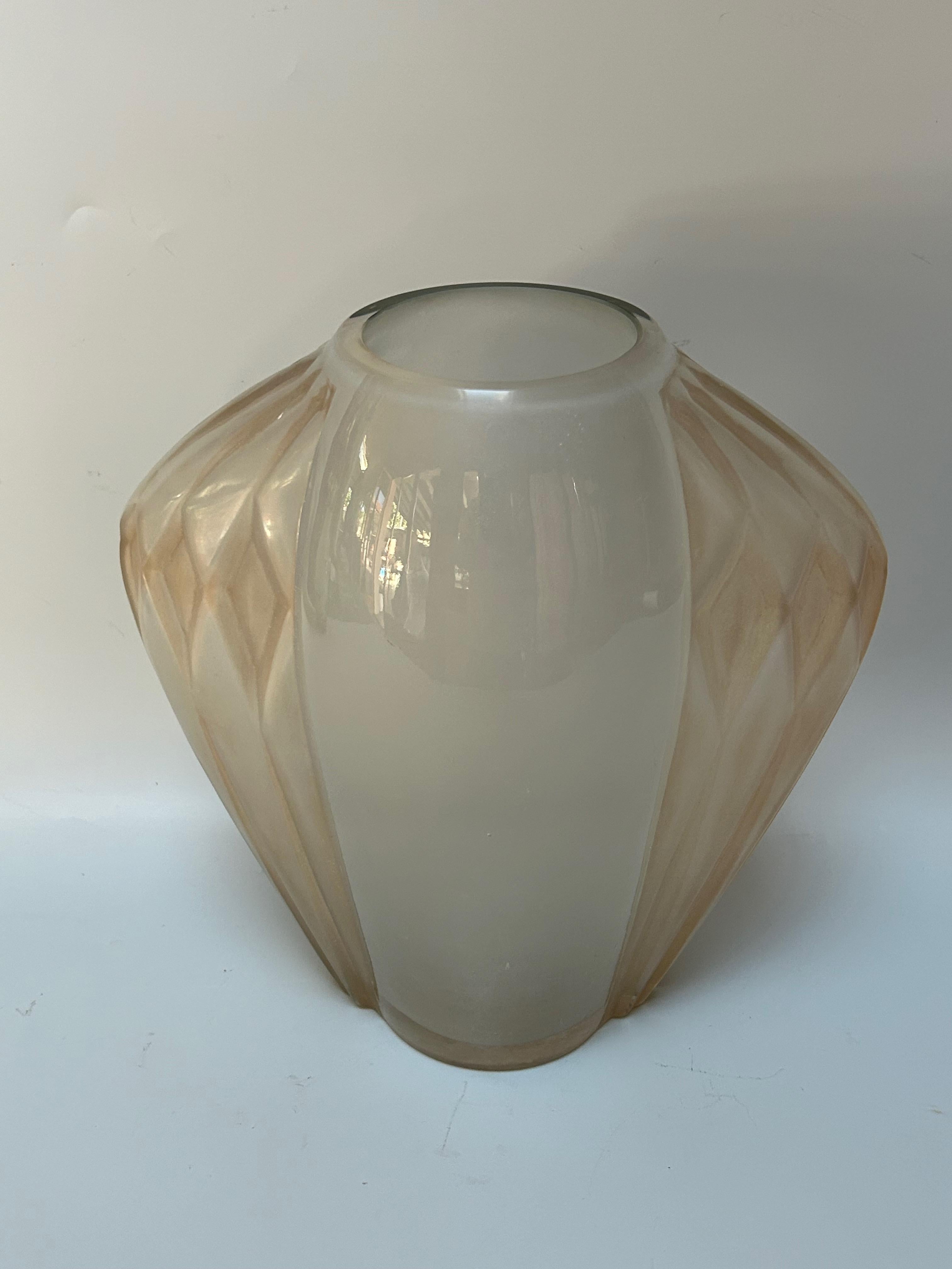 Glass Art Deco Vase André Hunebelle