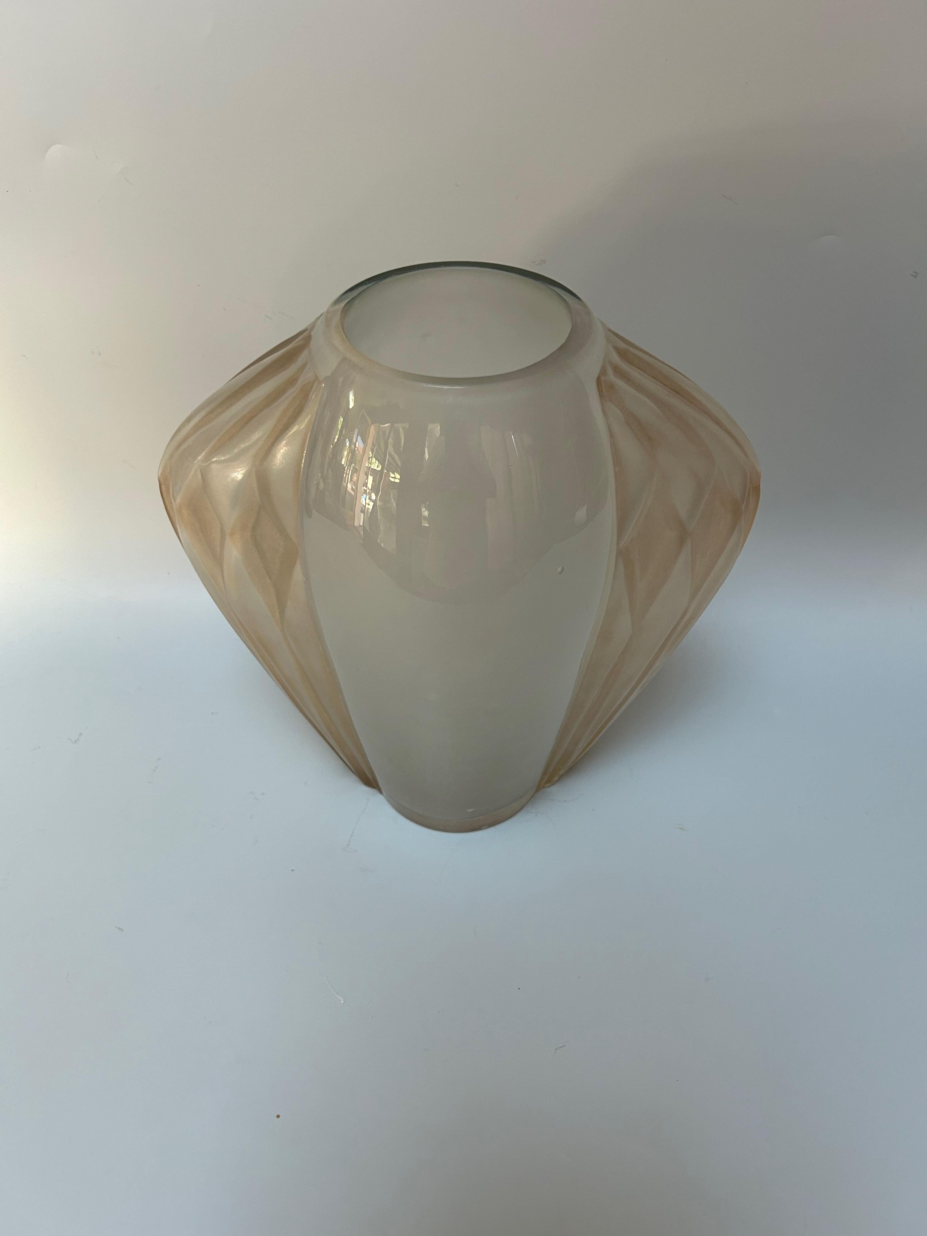 Art Deco Vase André Hunebelle 3