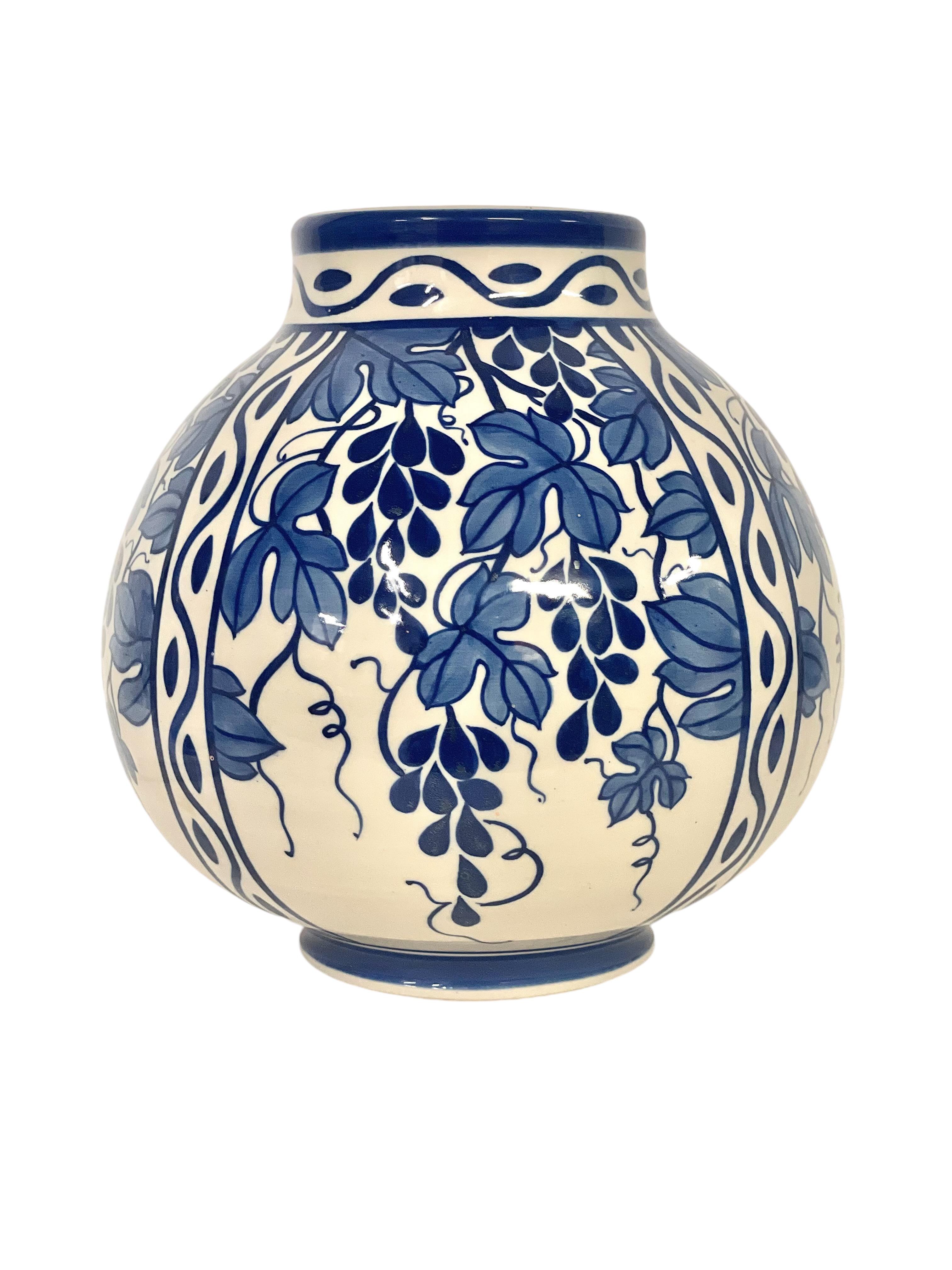 Dipinto a mano Vaso Art Deco Kéramis di Charles Catteau in vendita