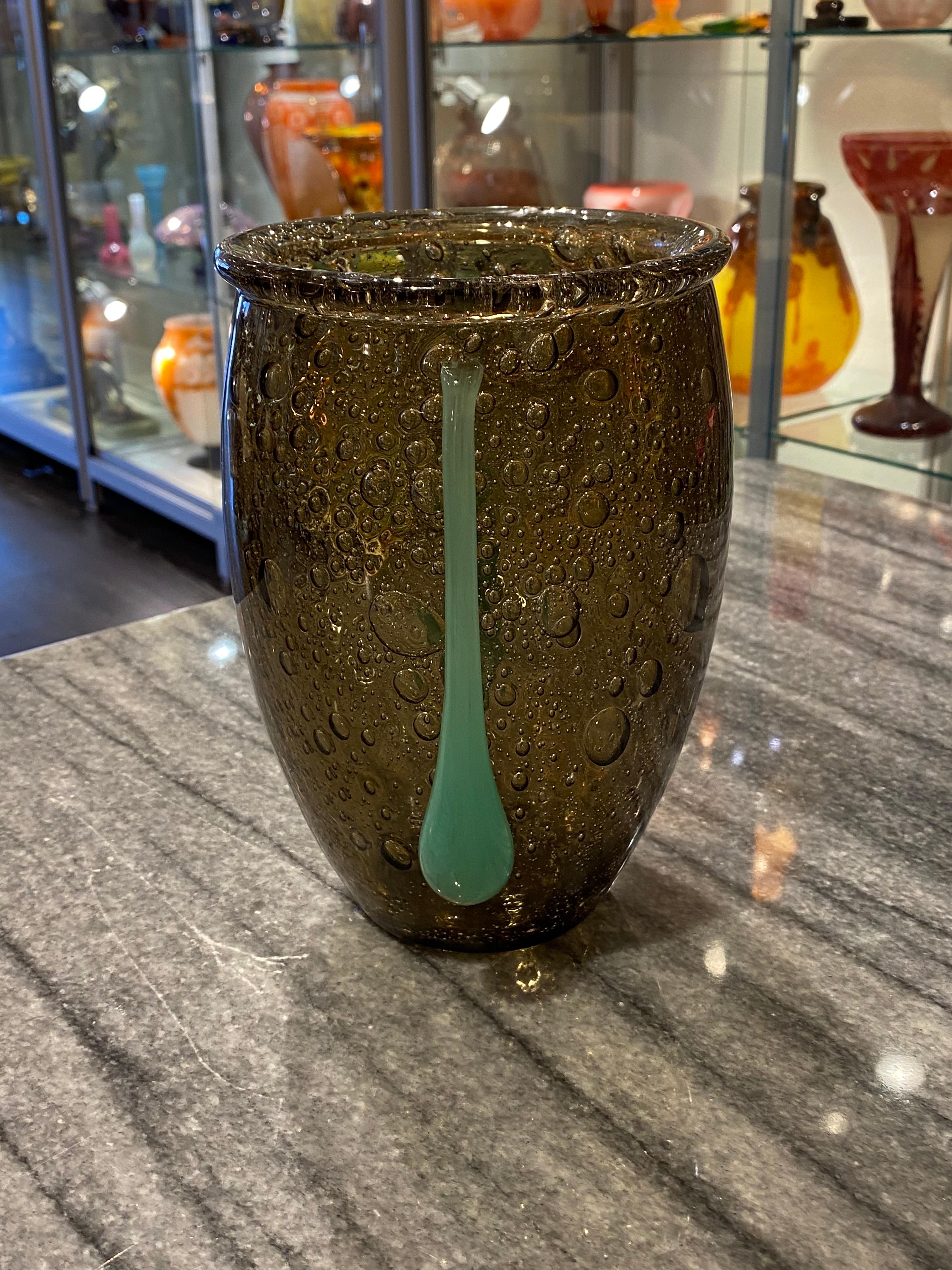Français Vase en verre Art Déco Larmes de Charles Schneider en vente