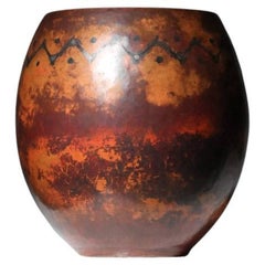 Vase im Art déco-Stil von Claudius Linossier aus gehämmertem Kupfer