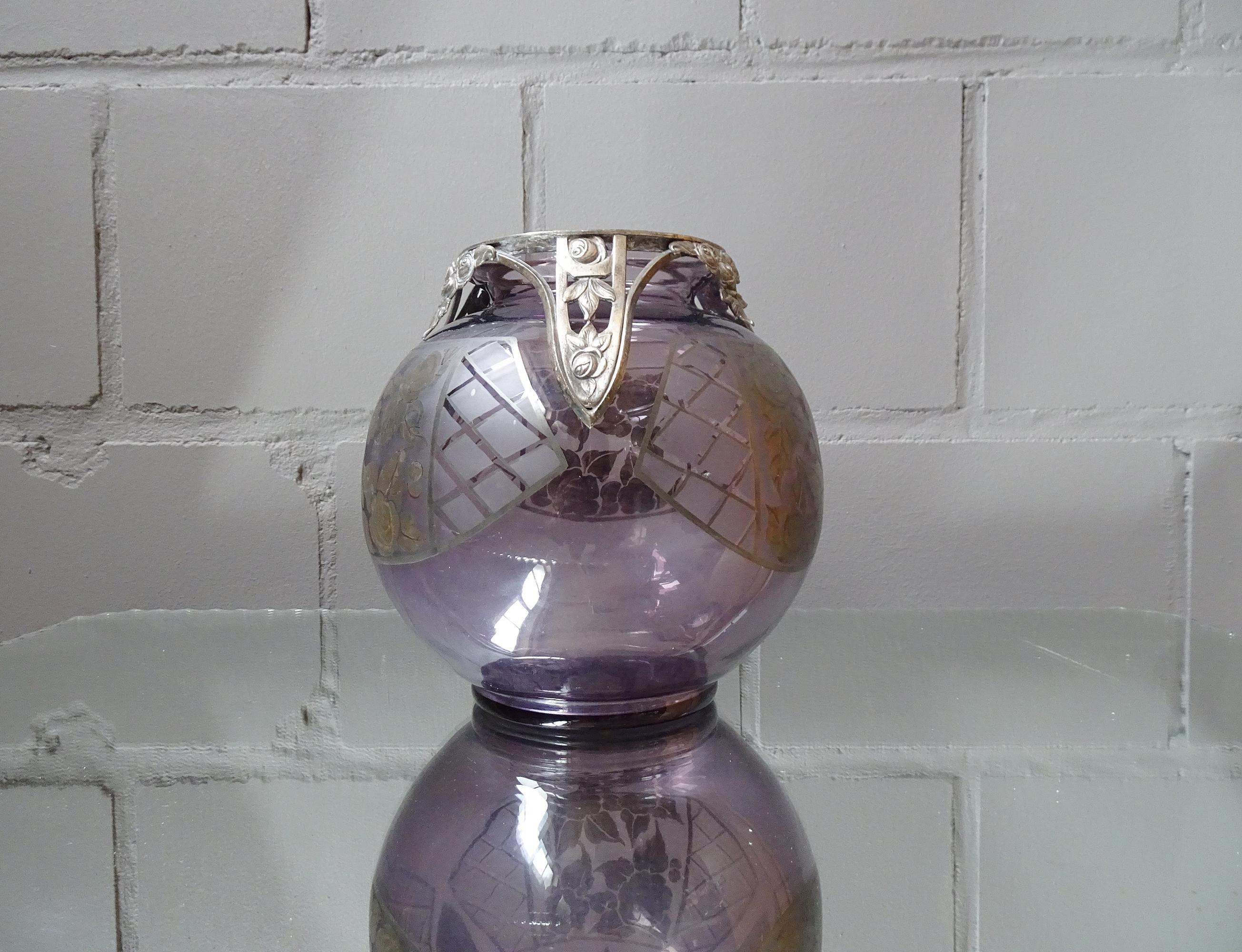 Art déco-Vase von D'Argyl, Amethystglas und Silber, Frankreich, 1930er Jahre (Französisch) im Angebot