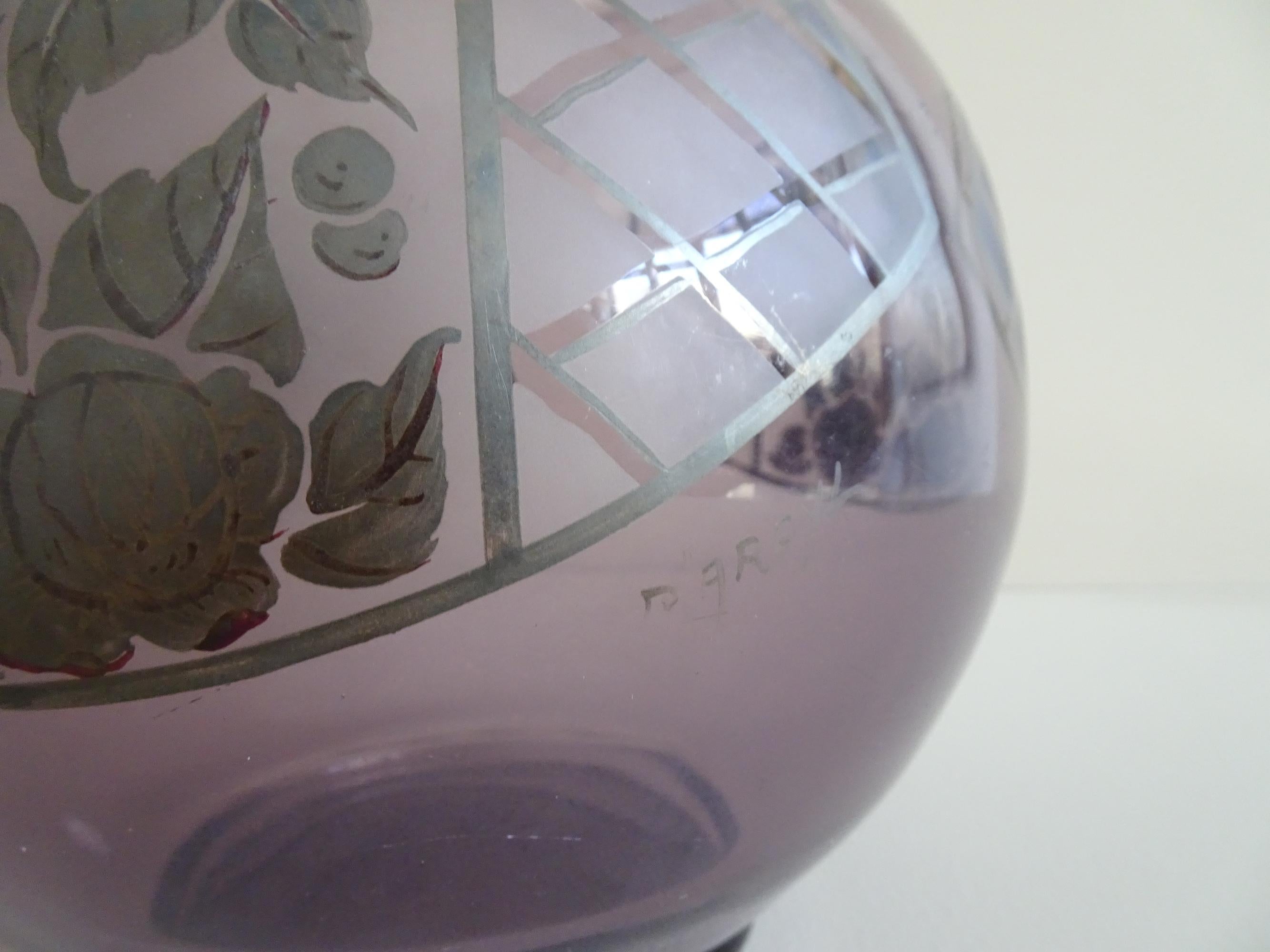 Art Deco Vase by D'Argyl, Amethyst Glass and Silver, France, 1930s In Good Condition For Sale In Saarbruecken, DE