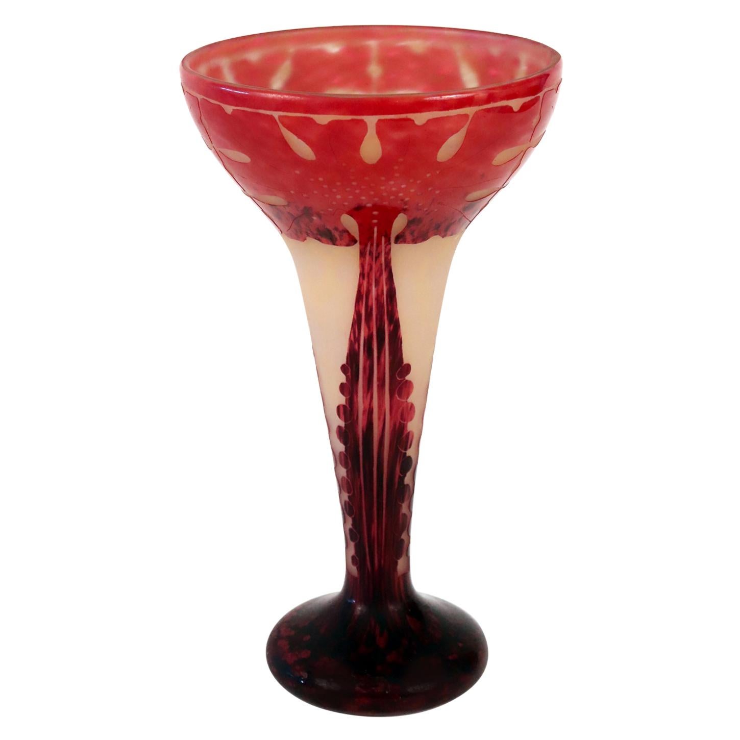 Art Deco Amarantes Glass Vase by Le Verre Francais