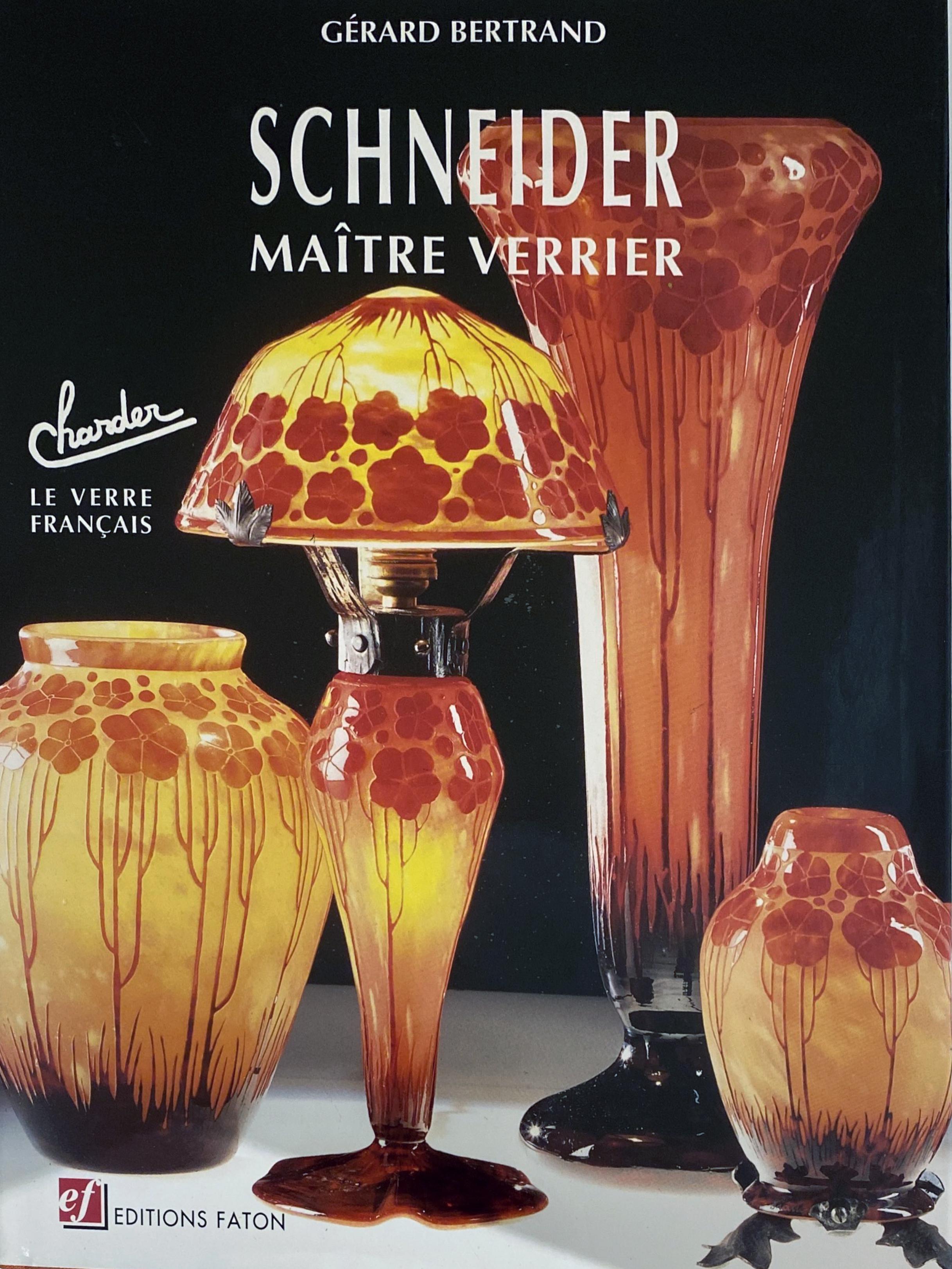Art déco Vase en verre bleu palmier Art Déco par Le Verre Français  en vente