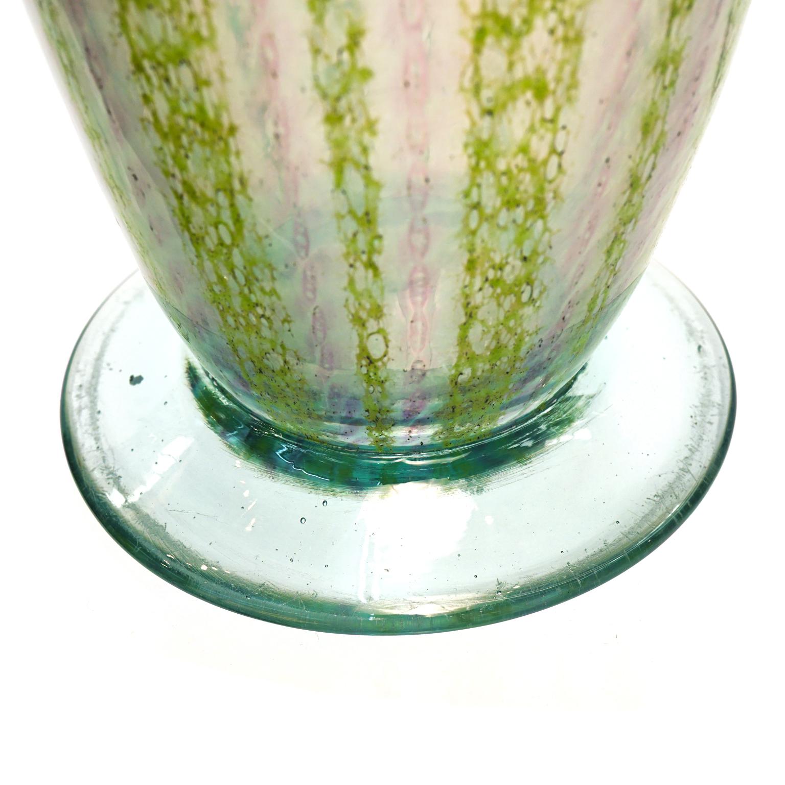 Art Deco Vase by Nash For Sale 1