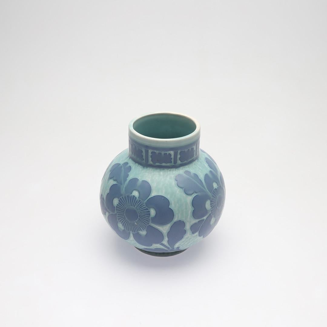 Art déco-Vase aus Keramik, „Sgrafitto“, von Josef Ekberg, Schwedisches Vintage, 1922 (Art nouveau) im Angebot
