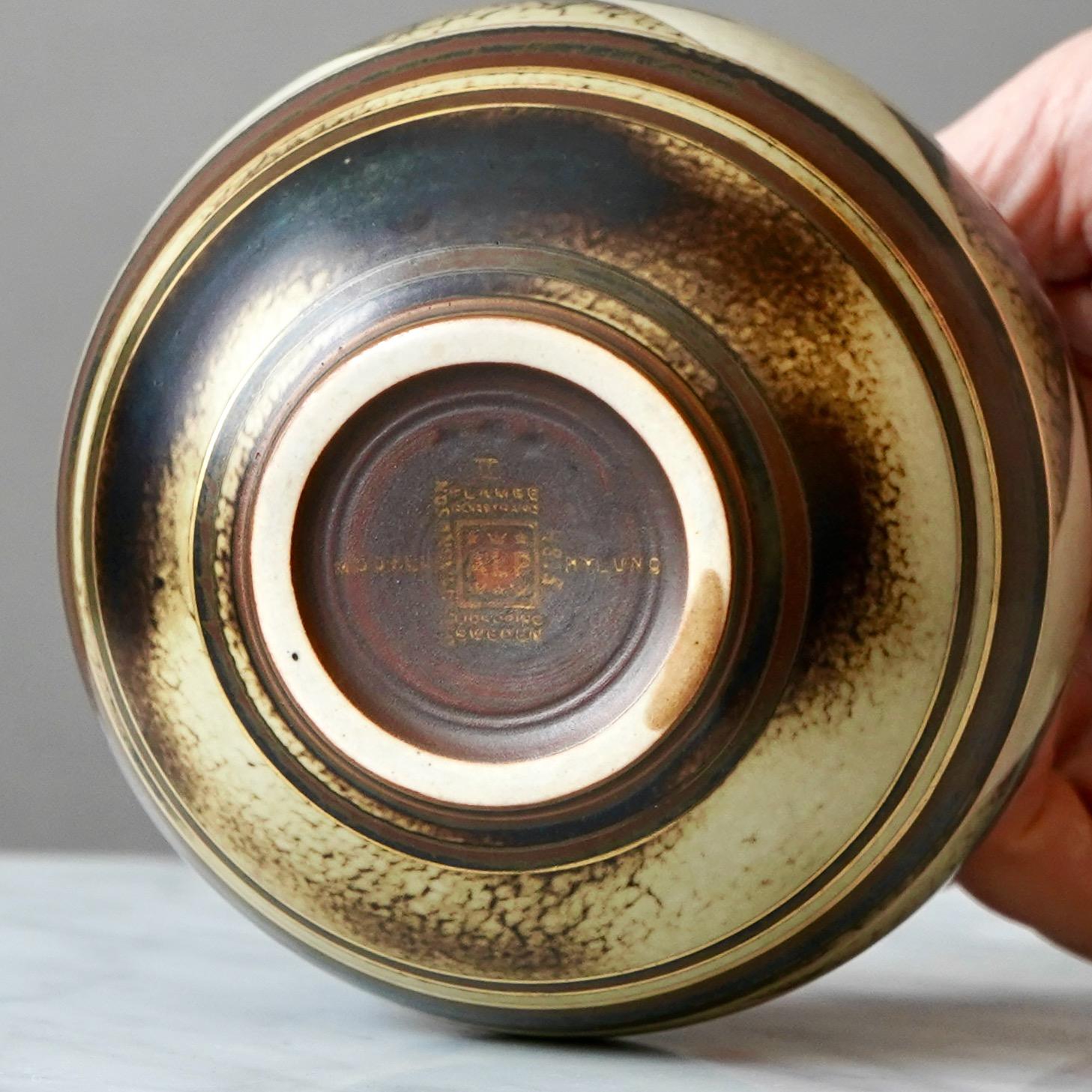 Vaso Art Deco in marrone e oro di Gunnar Nylund per ALP, Svezia, anni '30 in vendita 1