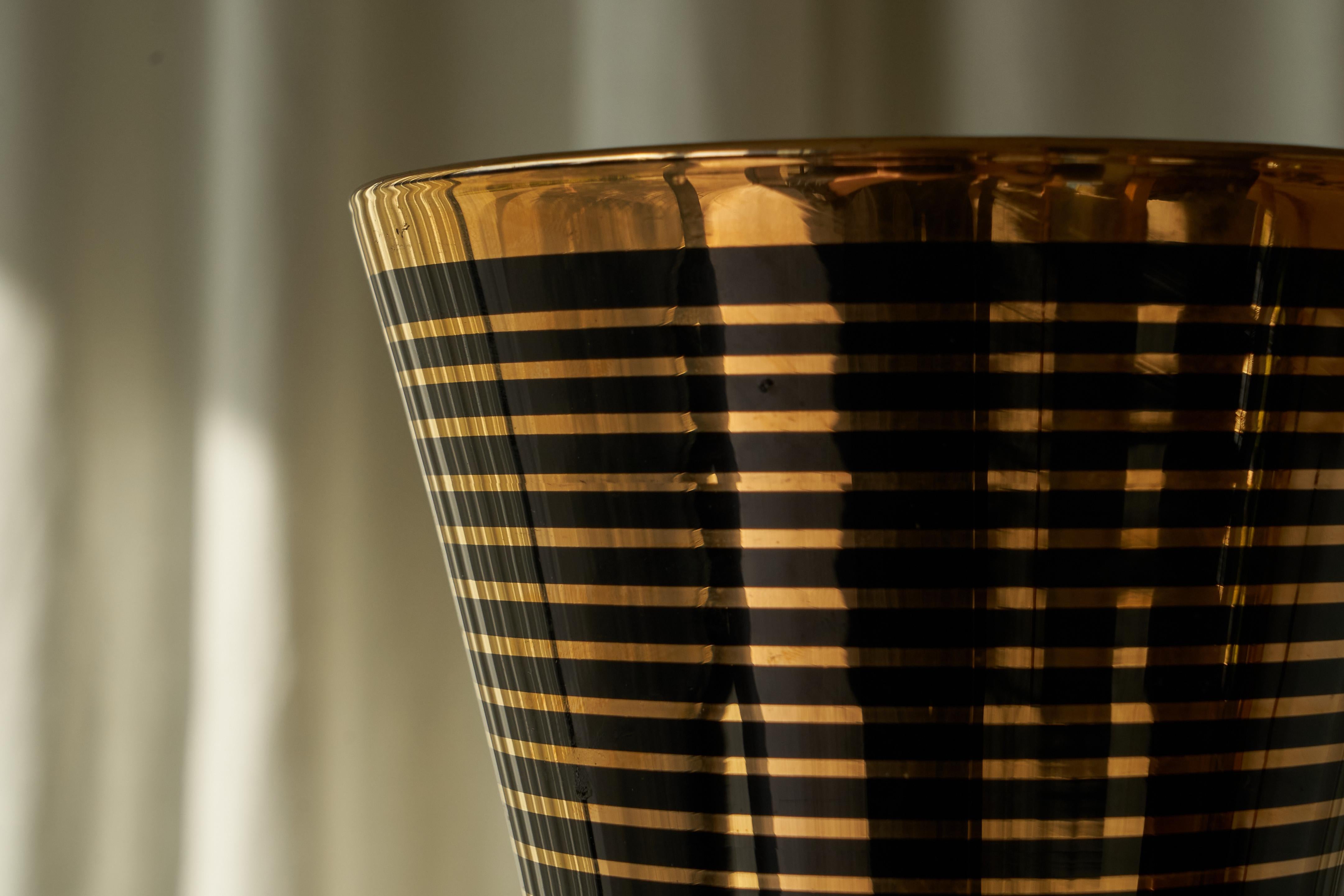 Hand-Crafted Art Deco Vase in Glass Belgium Mid 20th Century For Sale