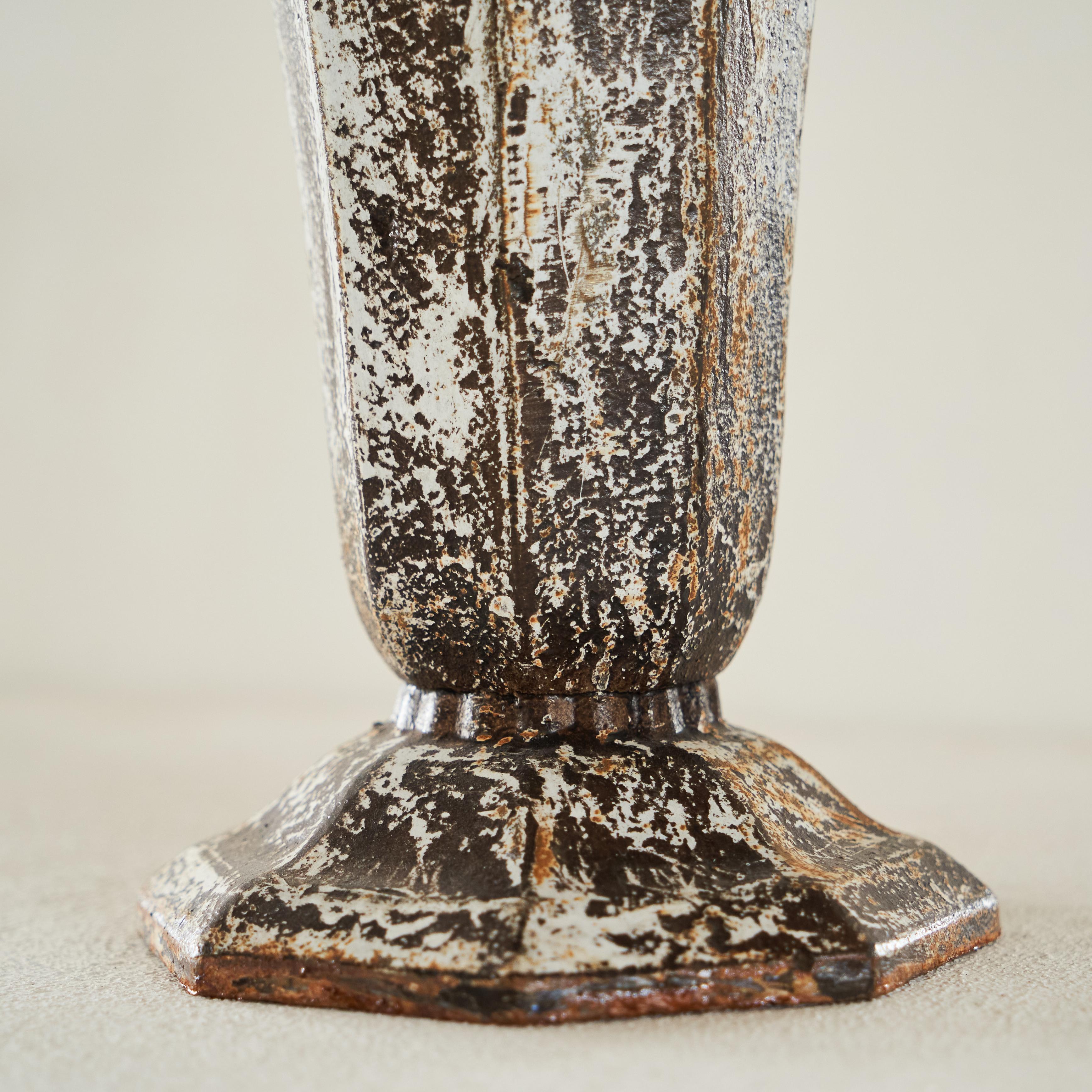 Art Deco Vase in Patinated an Rusted Metal 1930s For Sale 3
