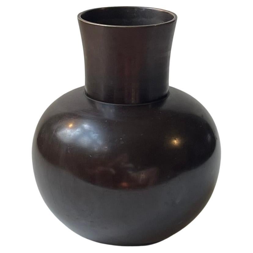 Art-Déco-Vase aus patinierter Bronze von Bdr. Grage Dänemark im Angebot