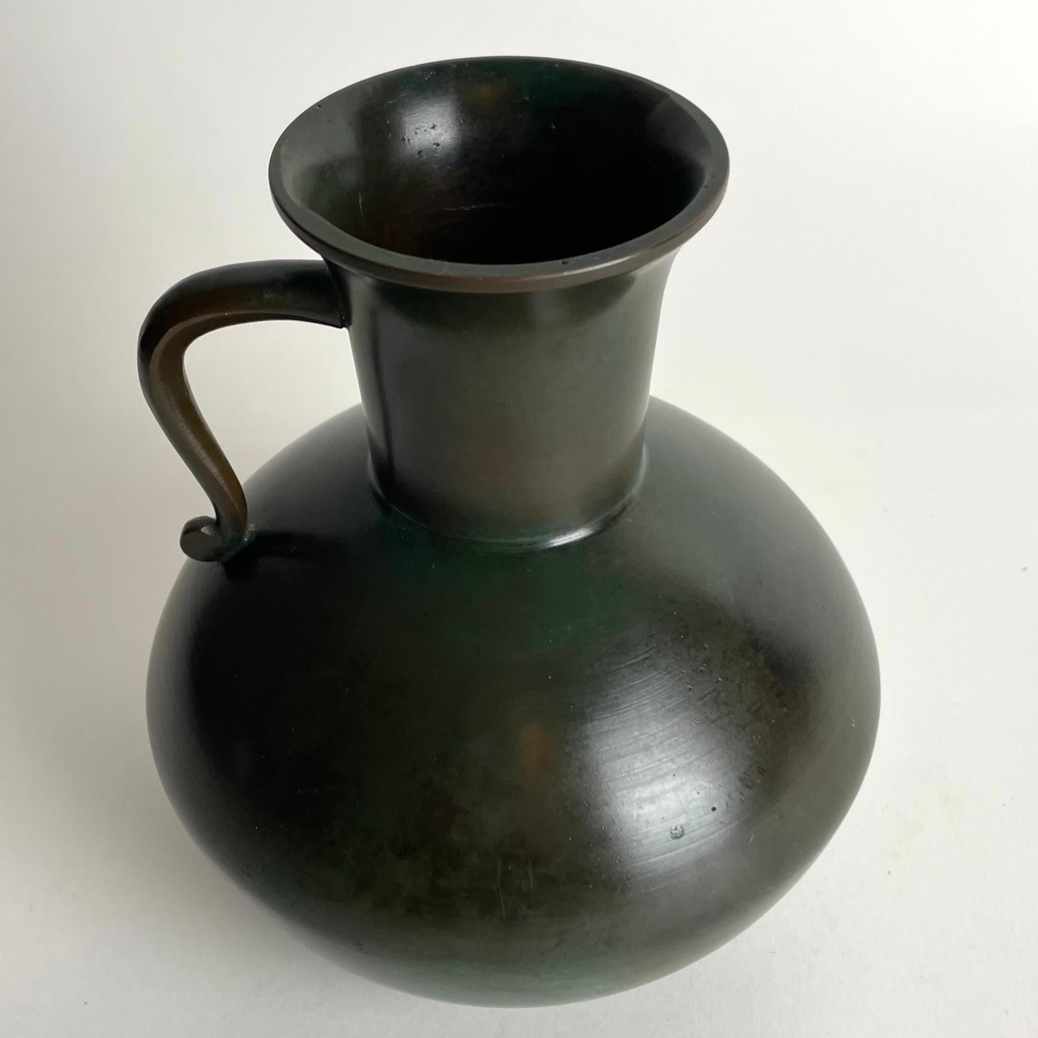 Swedish Art Deco Vase in patinated bronze designed by Jacob Ängman for GAB Sweden, 1930s For Sale