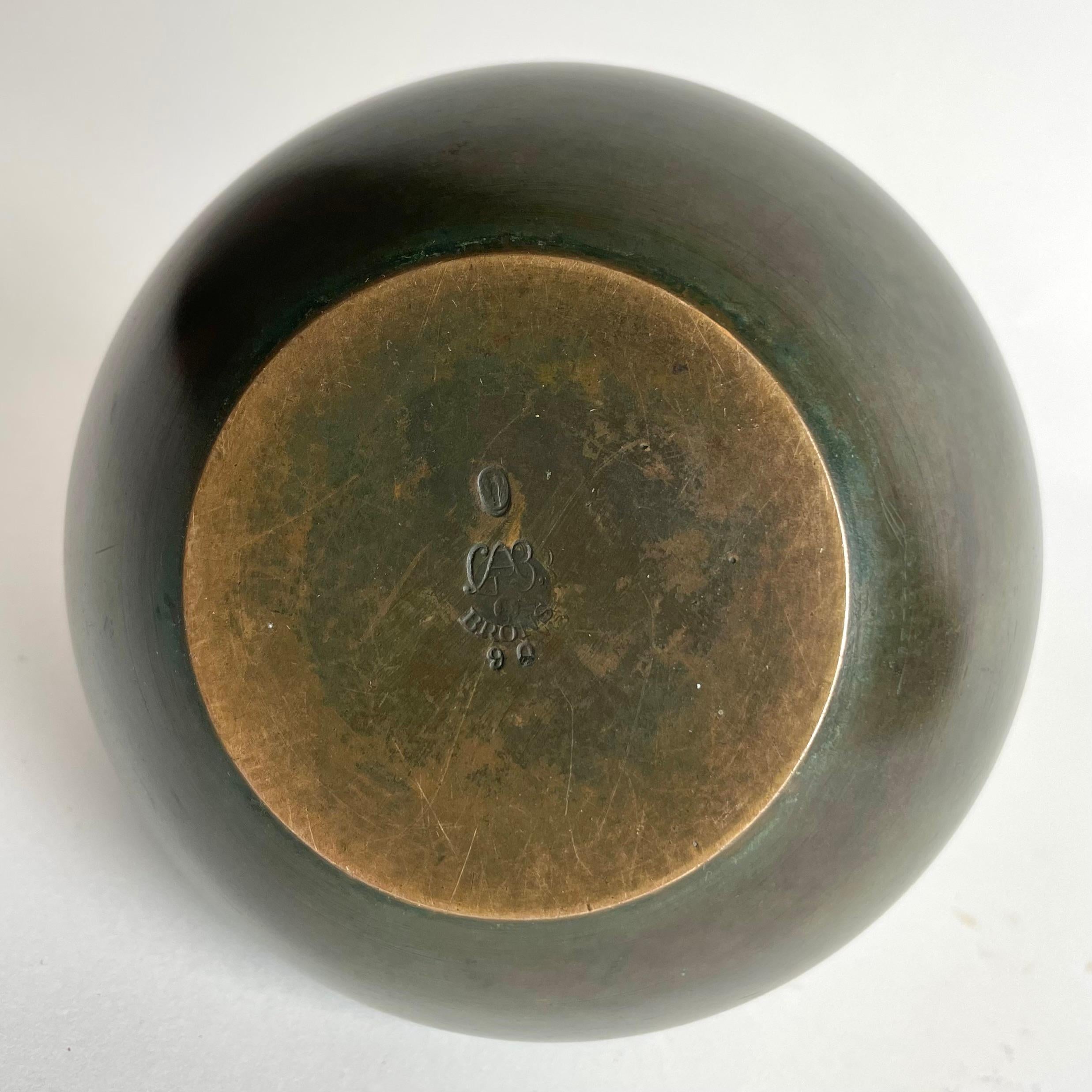 Art Deco Vase in patinated bronze designed by Jacob Ängman for GAB Sweden, 1930s For Sale 1