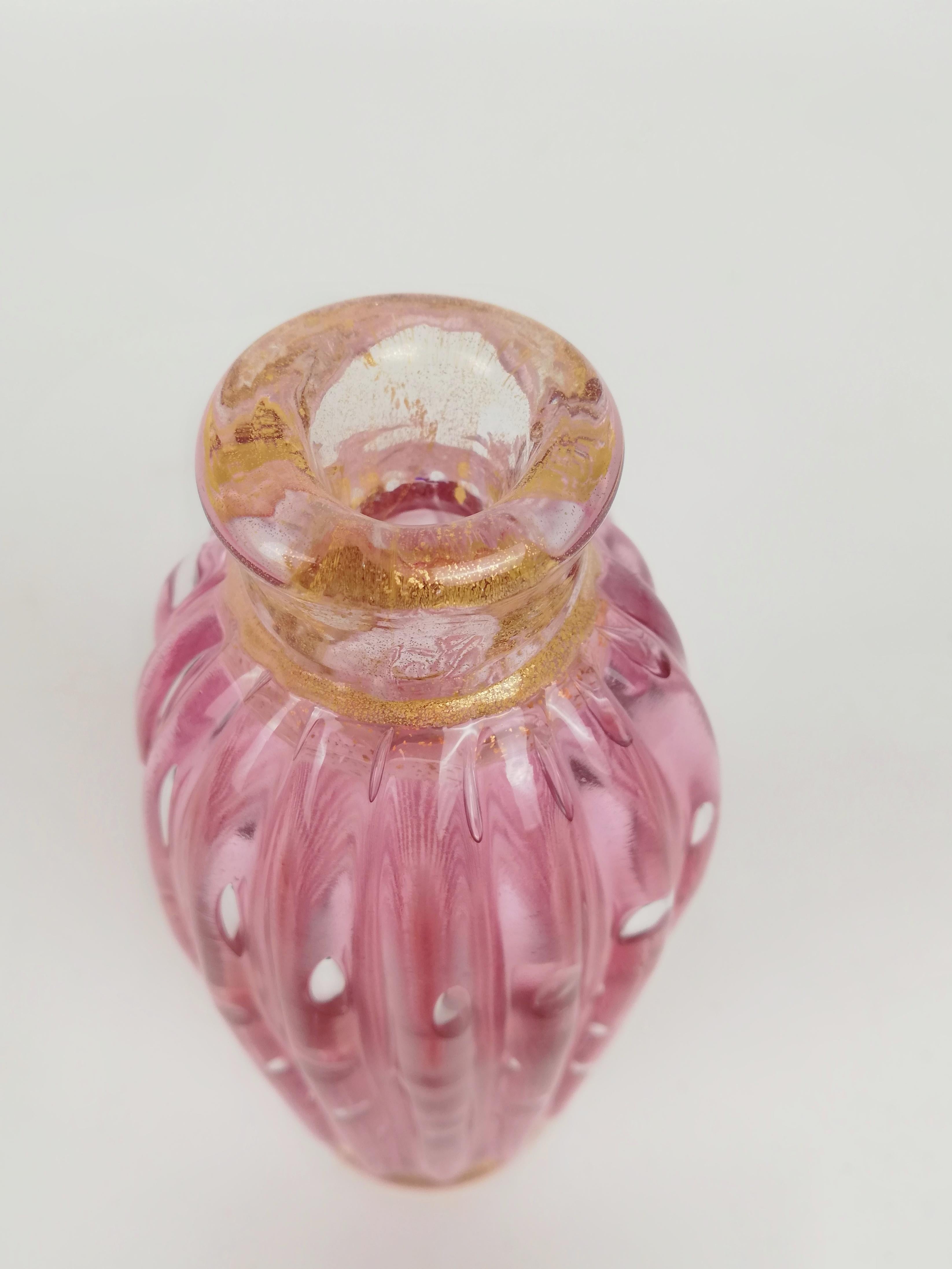 Art Deco Vase in Pink and Gold Murano Bubble Glass, Italy 1930s For Sale 2