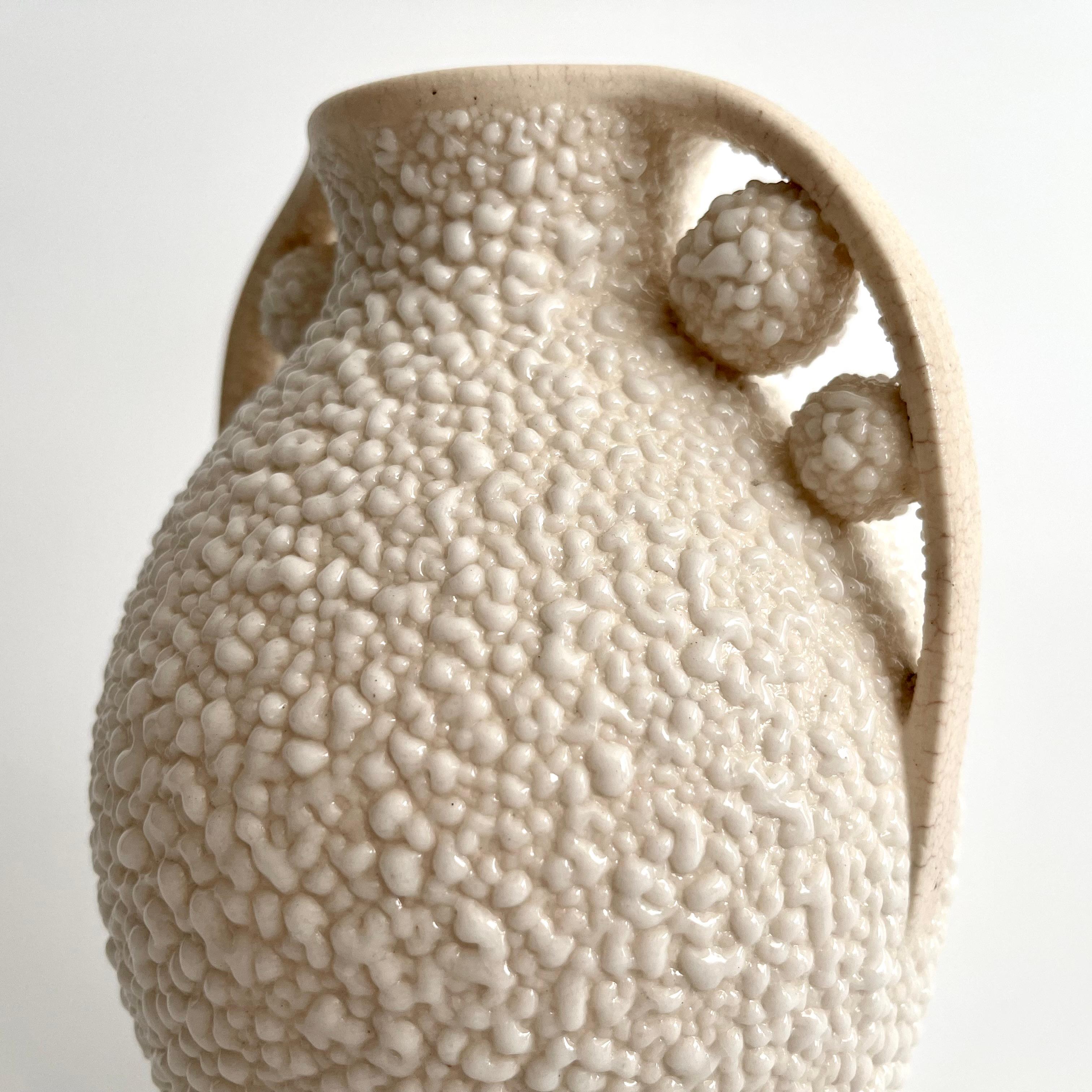 Art déco-Vase im Art déco-Stil nach Art von Jean Besnard (20. Jahrhundert) im Angebot
