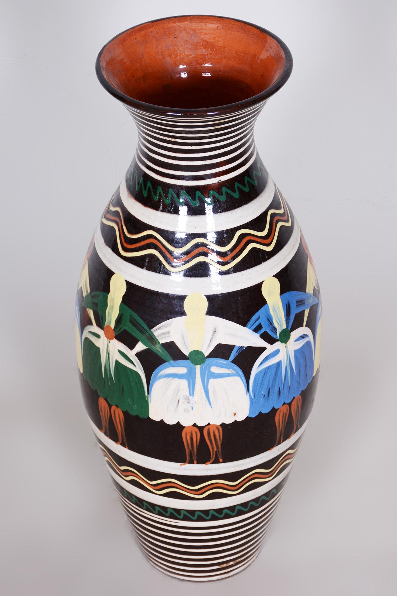 Ceramic Art Deco Vase Made in 1940s Czechia, Hand Painted Slovak Motifs For Sale