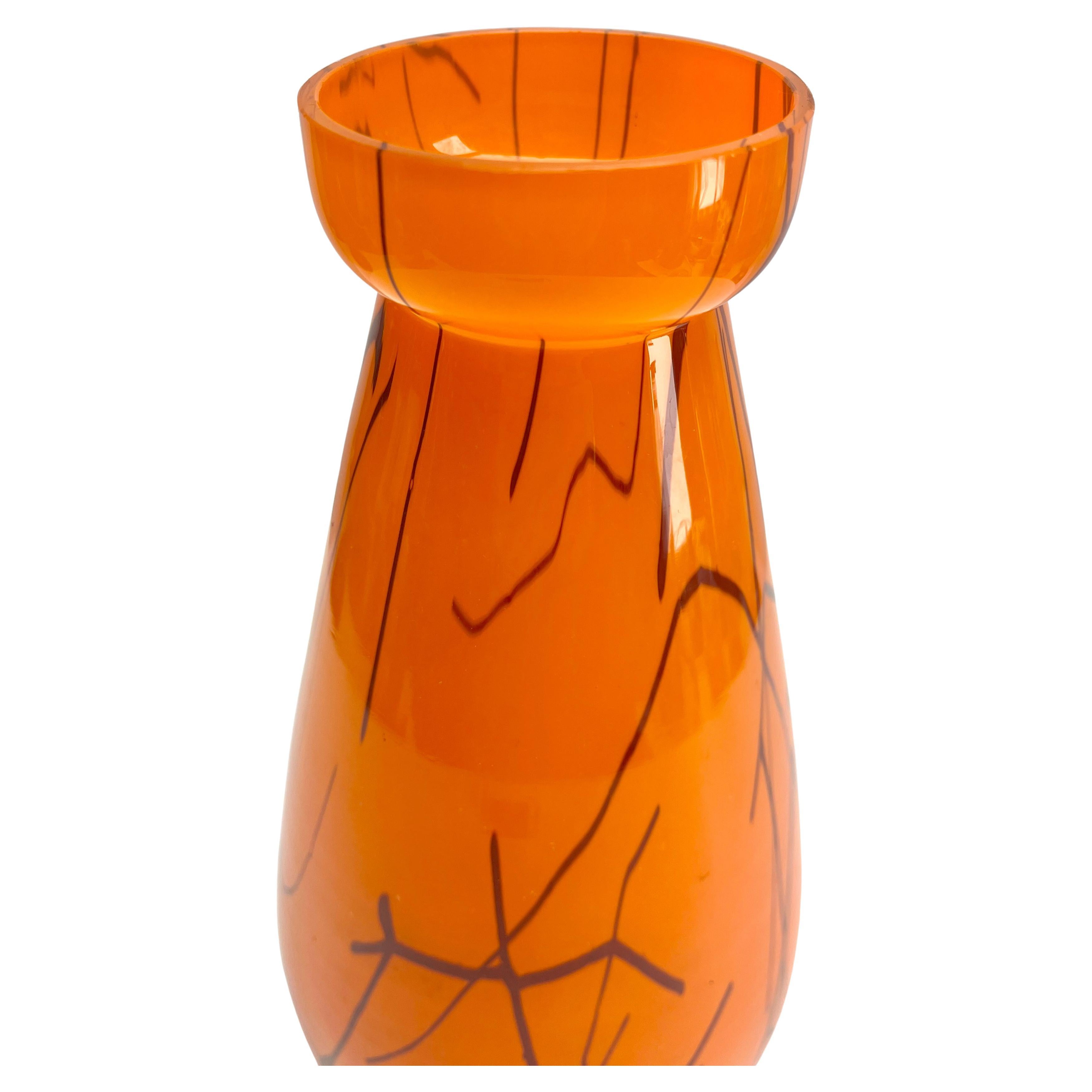 Scailmont - Art Deco vase in colorful multiple layered glass

These glass pieces made in Belgium during the Art Deco period have some shapes and decors which seem to be influenced by the Czechoslovakia glass produced during the same period. The
