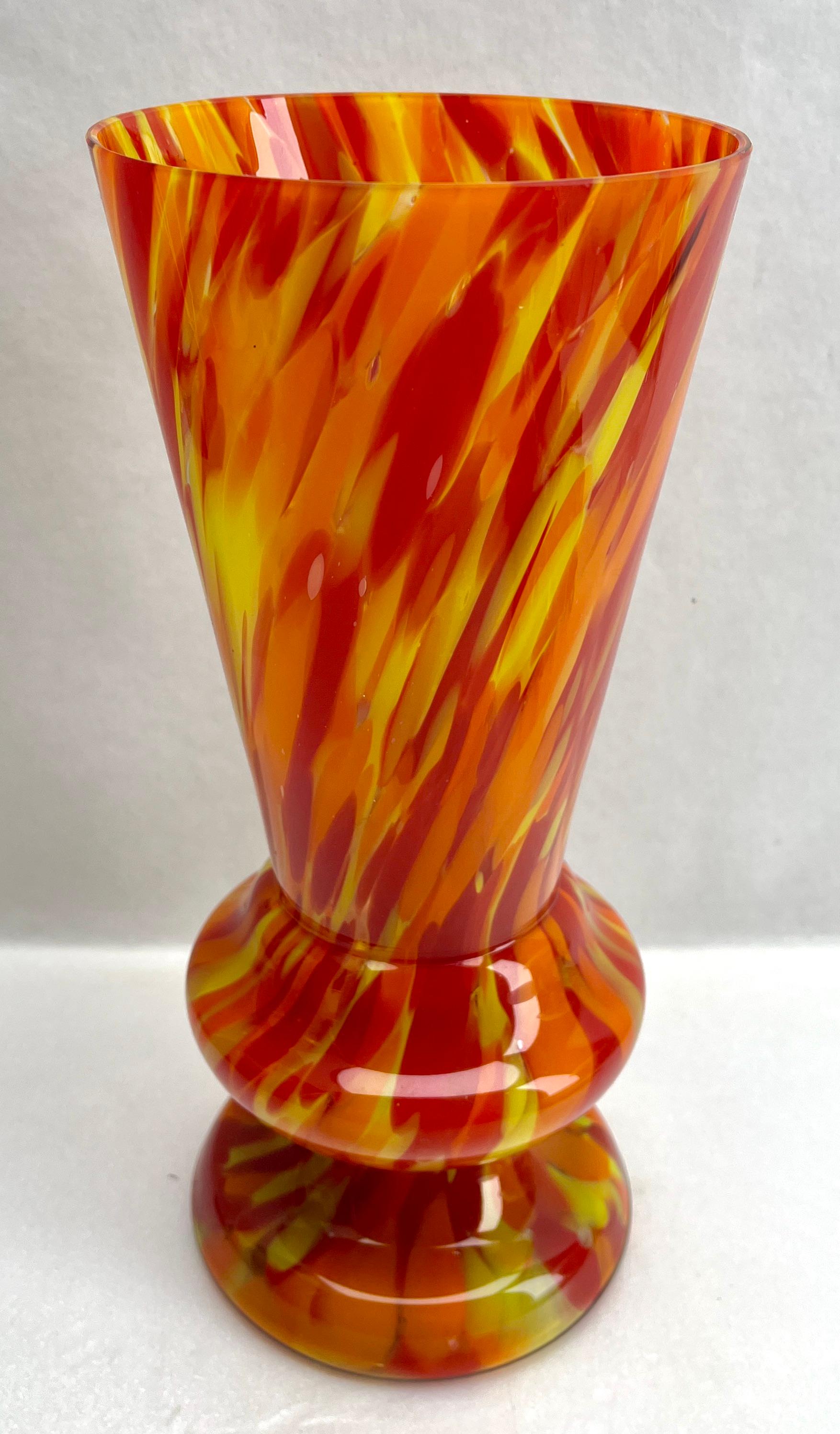Art Deco Vase Multiple Layered Glass Scailmont by Henri Heemskerk, 1933s In Good Condition For Sale In Verviers, BE