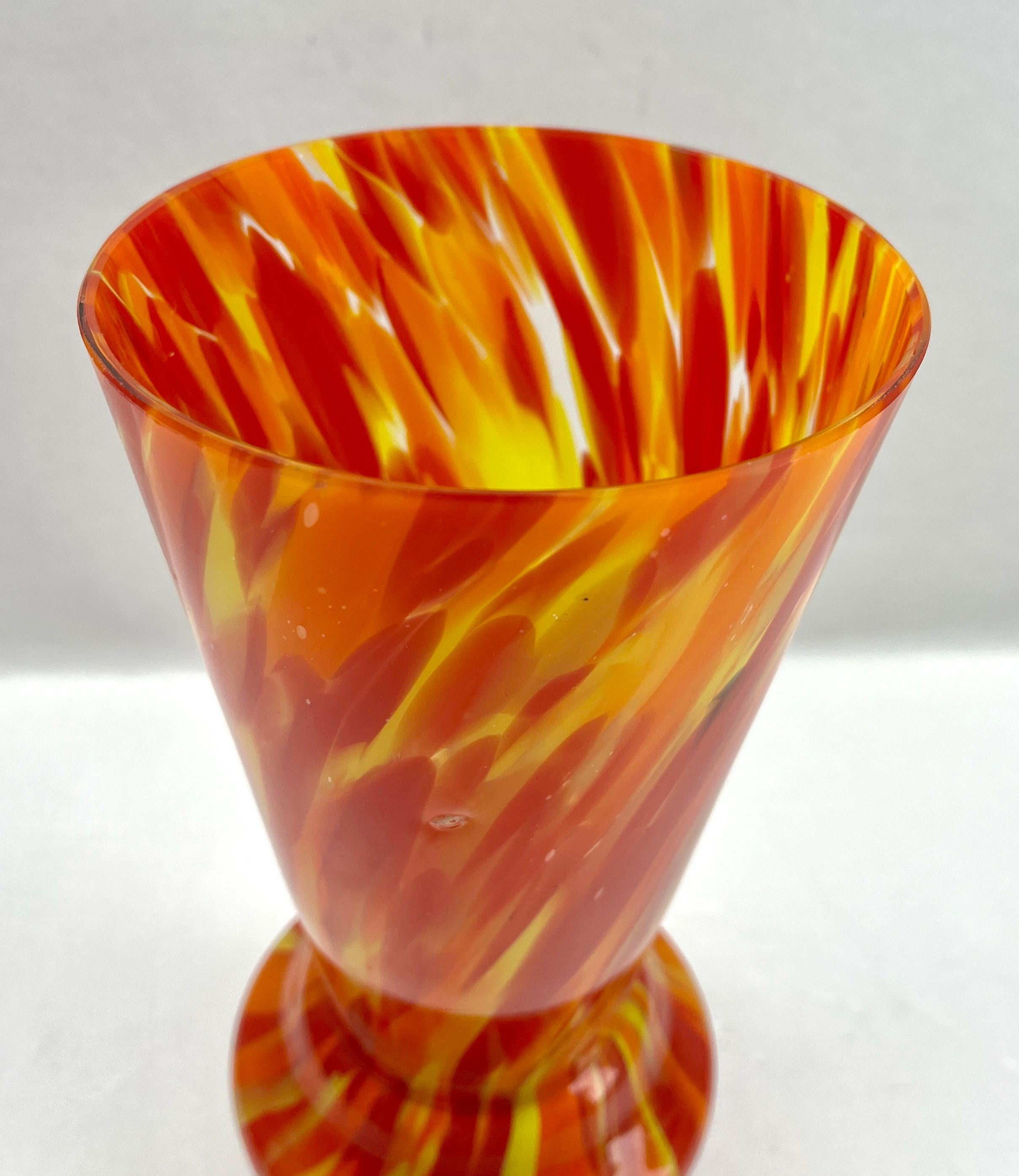 Art Deco Vase Multiple Layered Glass Scailmont by Henri Heemskerk, 1933s For Sale 2