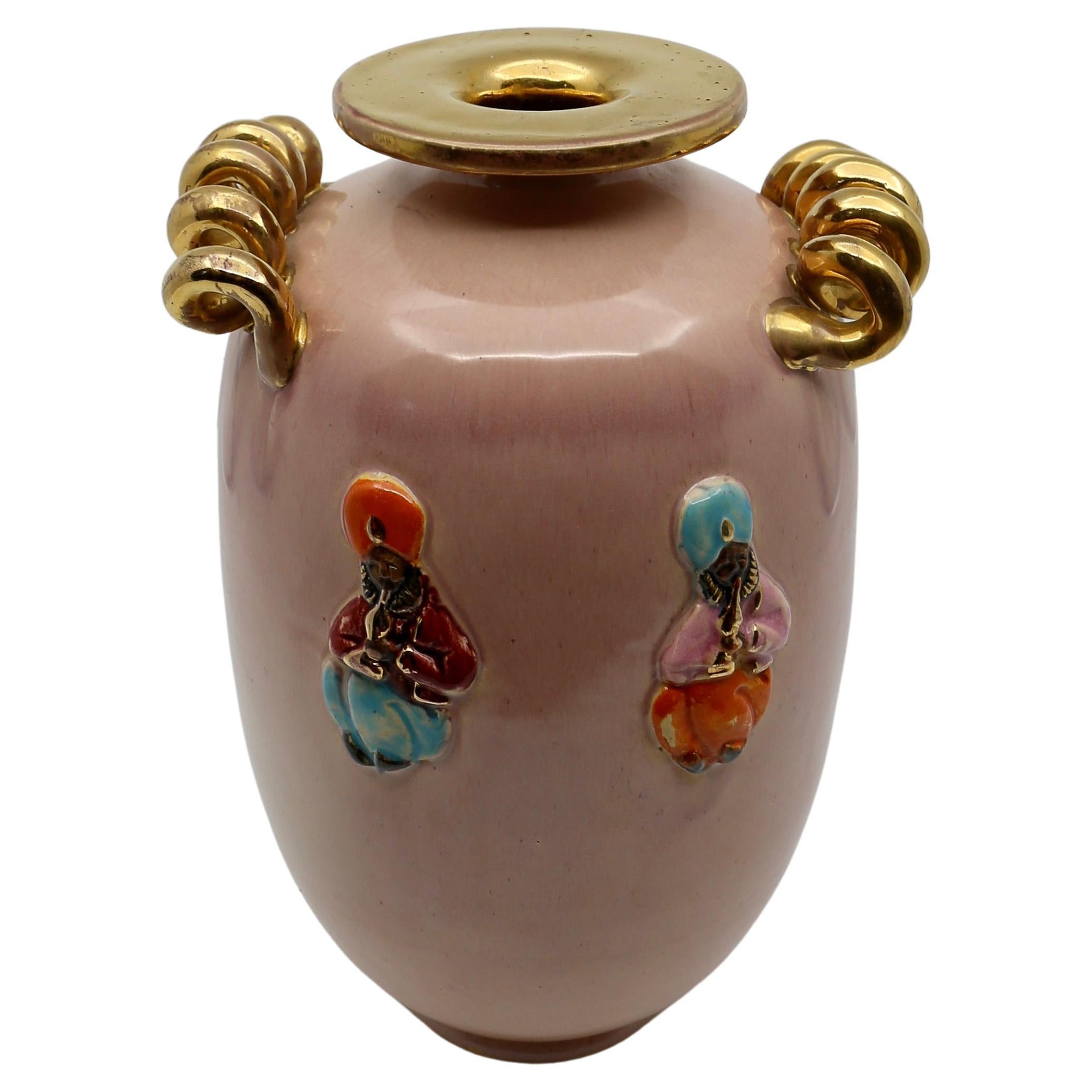 Art déco-Vase, Pfirsich und Gold mit orientalischen Figuren, 1940er Jahre im Angebot